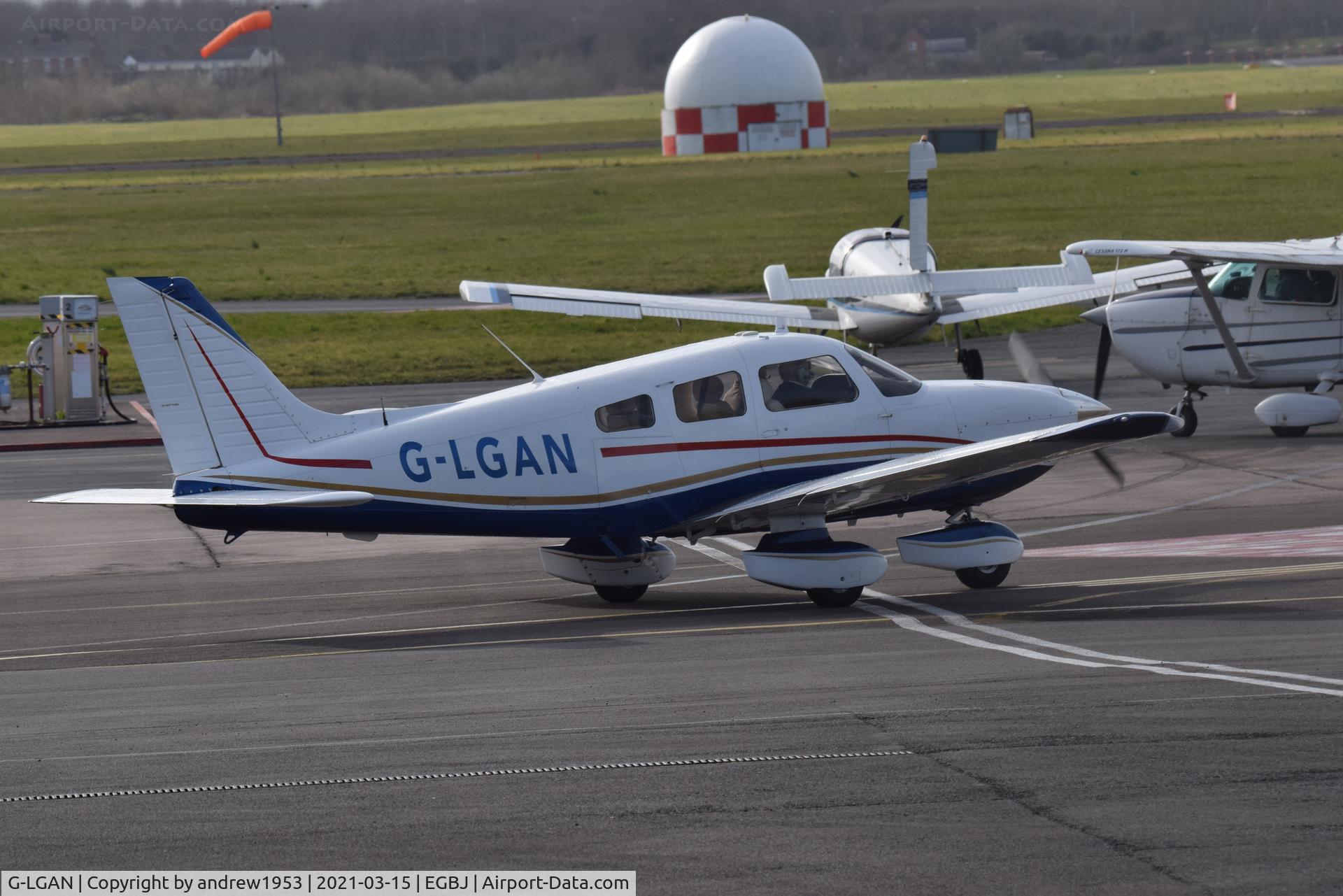 G-LGAN, 1999 Piper PA-28-181 Cherokee Archer III C/N 2843248, G-LGAN at Gloucestershire Airport.