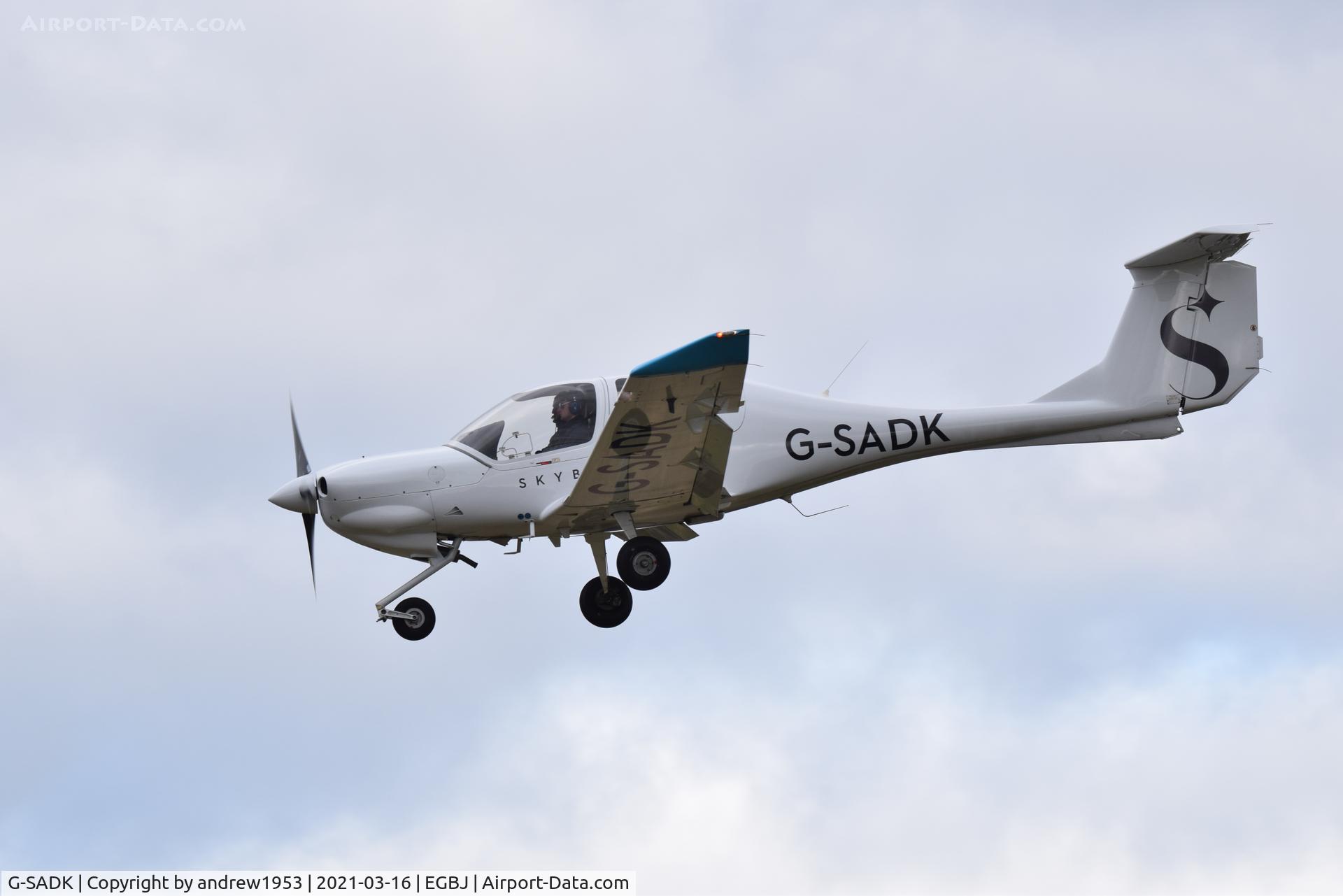 G-SADK, 2008 Diamond DA-40 TDI Diamond Star C/N D4.371, G-SADK at Gloucestershire Airport.