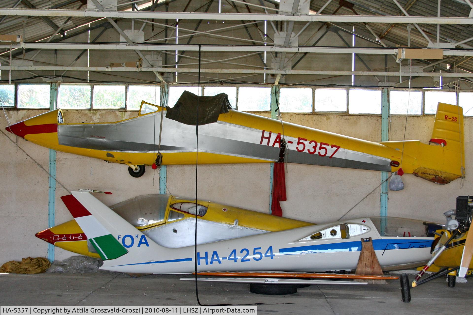 HA-5357, 1964 Rubik R-26S Góbé C/N E-1226, LHSZ - Szentes Airport, Hungary