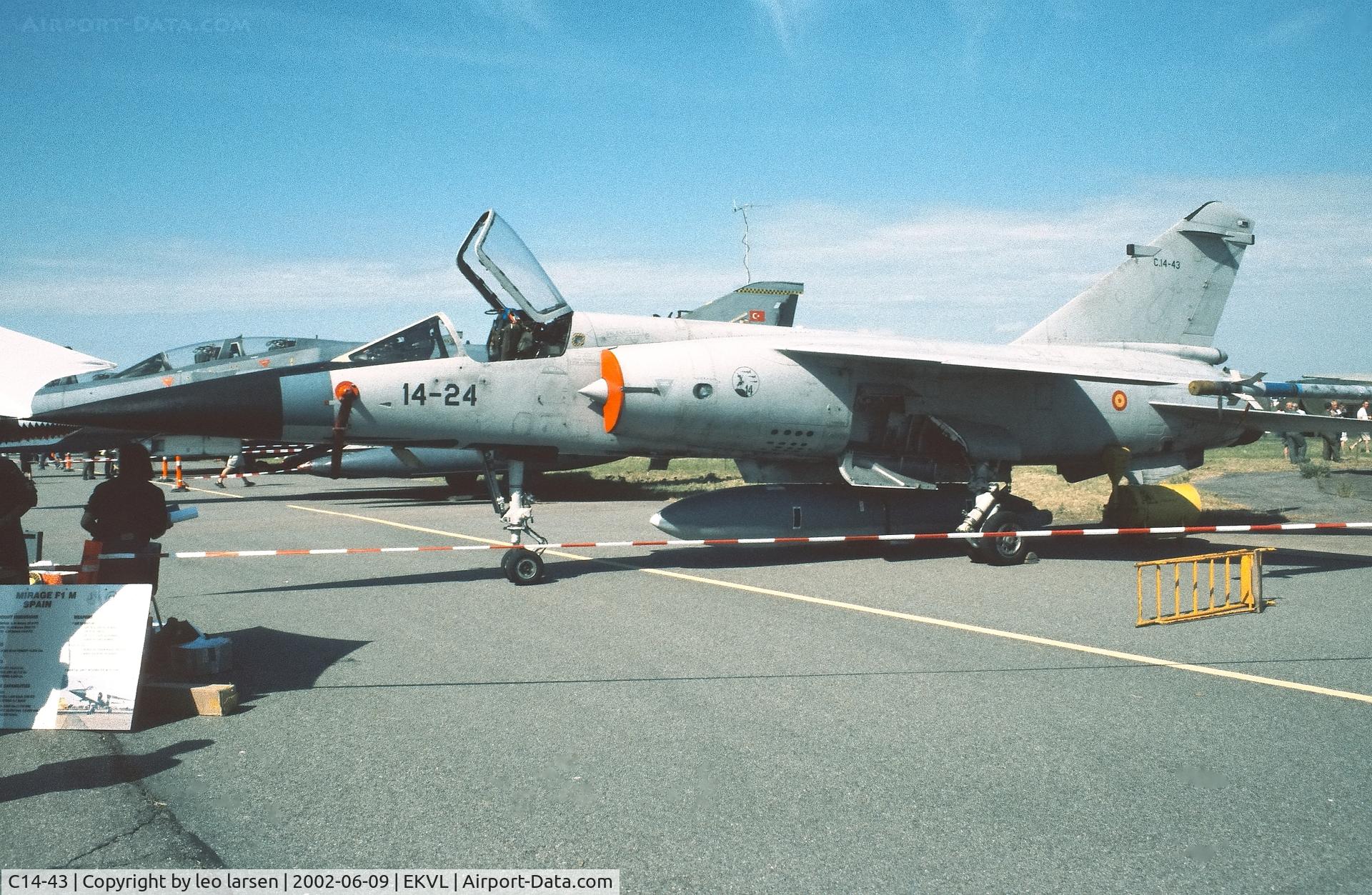 C14-43, Dassault Mirage F 1M C/N 037, Værløse Air Base 9.6.2002