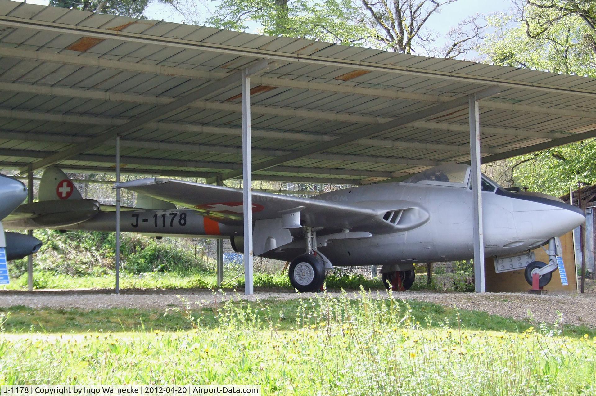 J-1178, 1952 De Havilland (FFA) Vampire FB.6 (DH-100) C/N 687, De Havilland (FFA) D.H.100 Vampire FB6 at the Musee de l'Aviation du Chateau, Savigny-les-Beaune