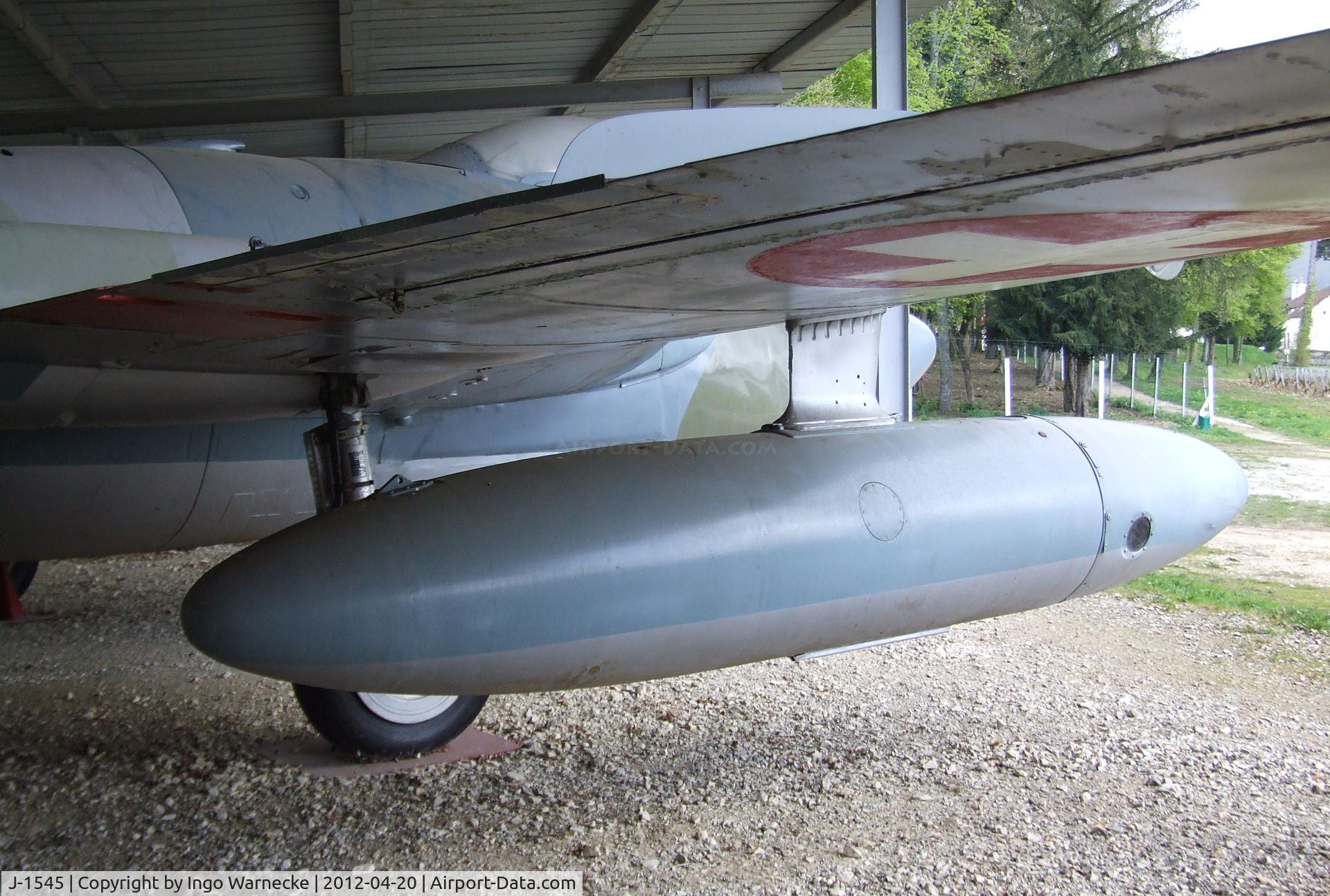 J-1545, De Havilland (F+W Emmen) DH-112 Venom FB.50 C/N 755, De Havilland (F+W Emmen) D.H.112 Venom FB50 at the Musee de l'Aviation du Chateau, Savigny-les-Beaune