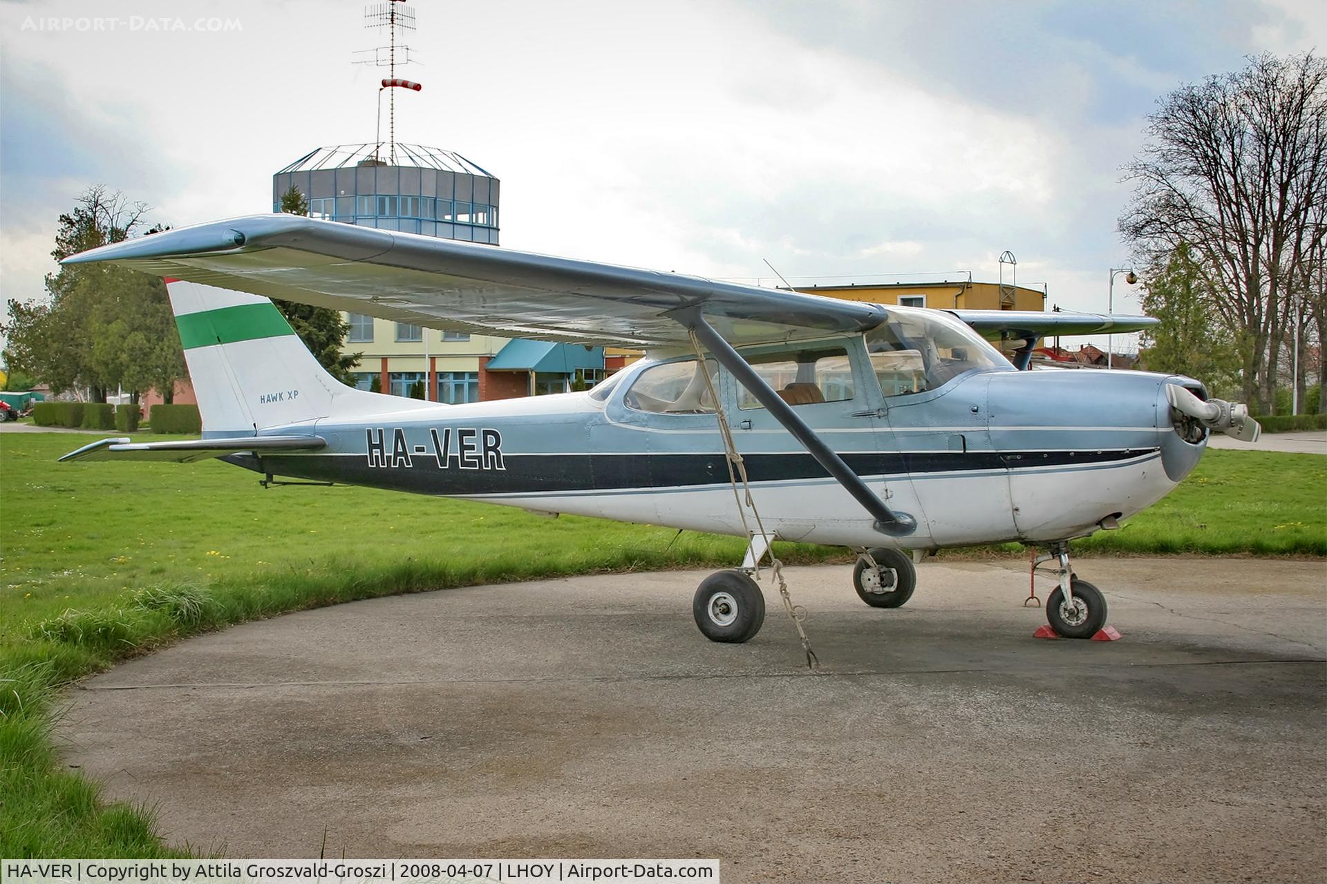 HA-VER, 1999 Reims FR172G Reims Rocket C/N 0203, LHOY - Öcsény Airport, Hungary