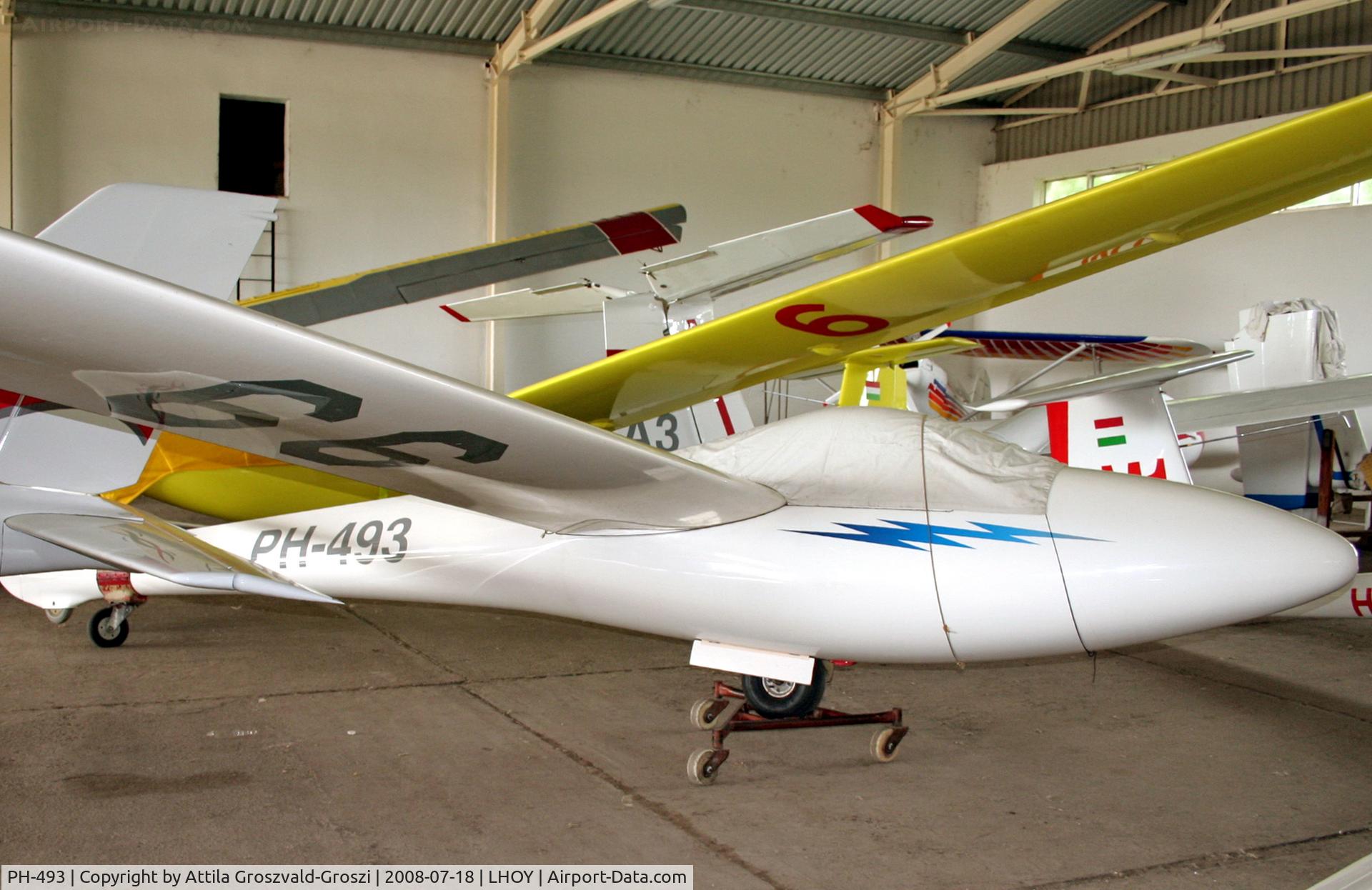 PH-493, Glasflugel H-201B Standard Libelle C/N 503, LHOY - Öcsény Airport, Hungary