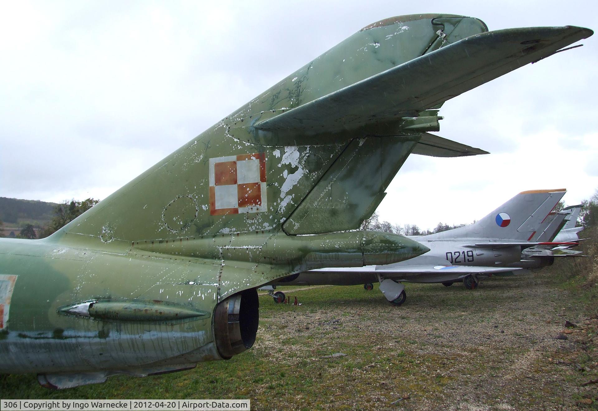 306, PZL-Mielec Lim-6bis C/N 1F-0306, PZL-Mielec Lim-6bis (MiG-17 attack version) FRESCO at the Musee de l'Aviation du Chateau, Savigny-les-Beaune