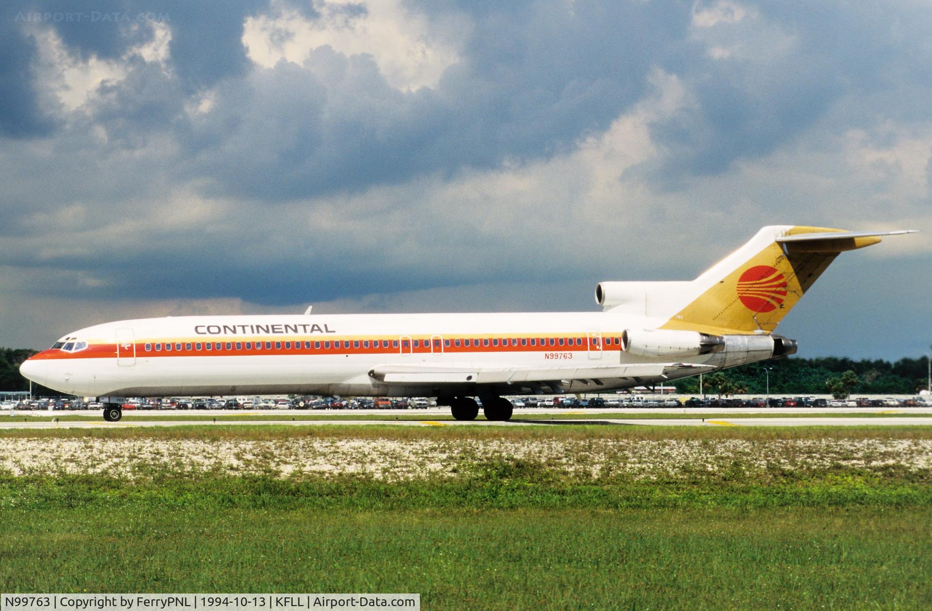 N99763, 1973 Boeing 727-227 C/N 20772, Continental B727 for departure