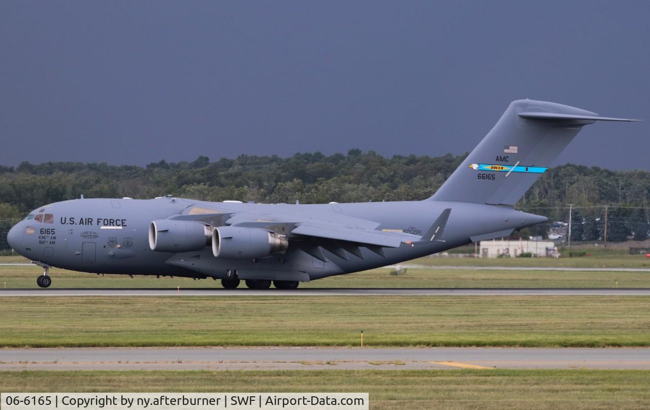 06-6165, 2006 Boeing C-17A Globemaster III C/N F-174/P-165, TBIRD14 landing at Stewart ANGB