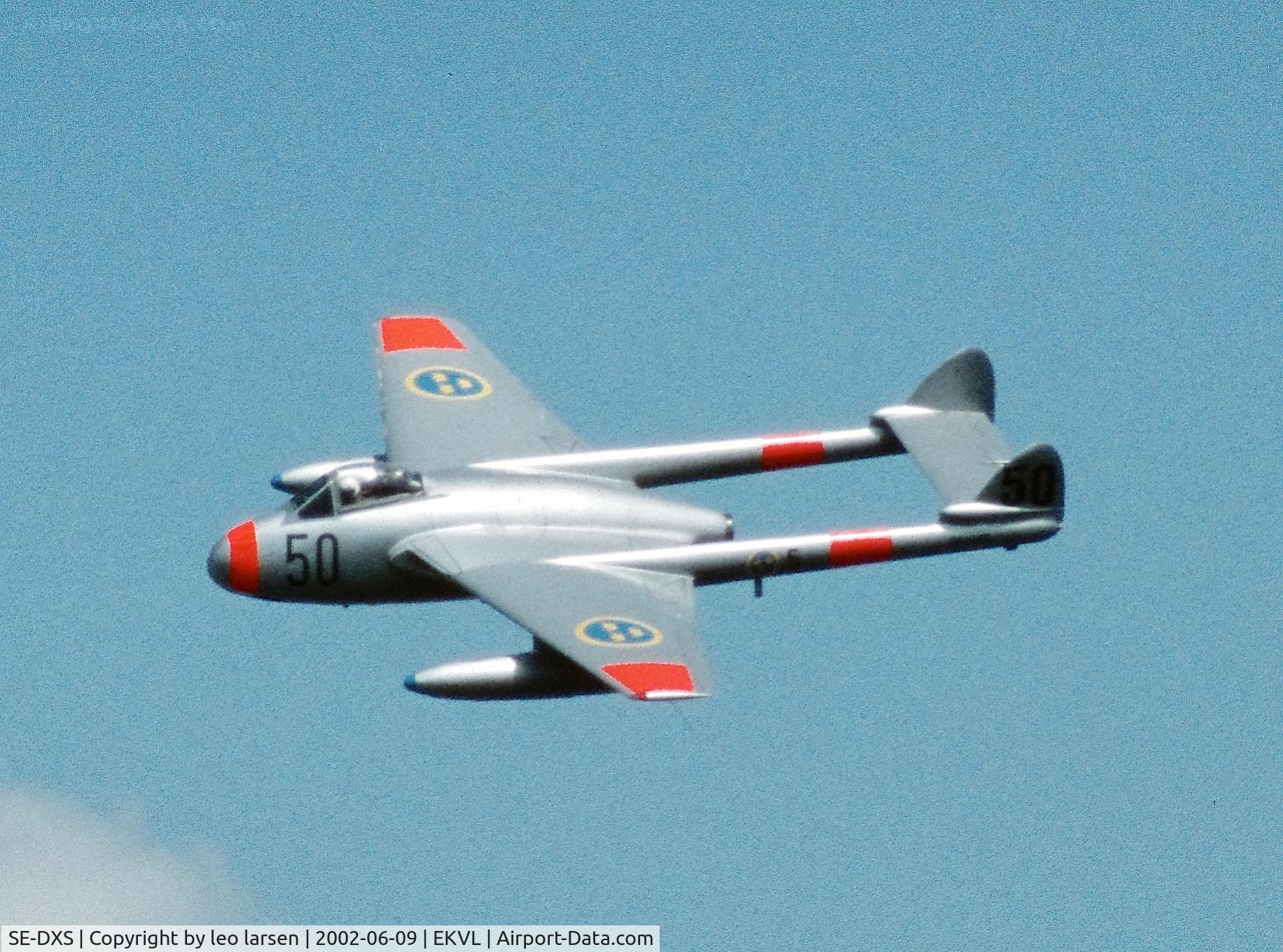 SE-DXS, 1952 De Havilland (FFA) DH-100 Vampire FB6 C/N 705, Værløse Air Base 9.6.2002