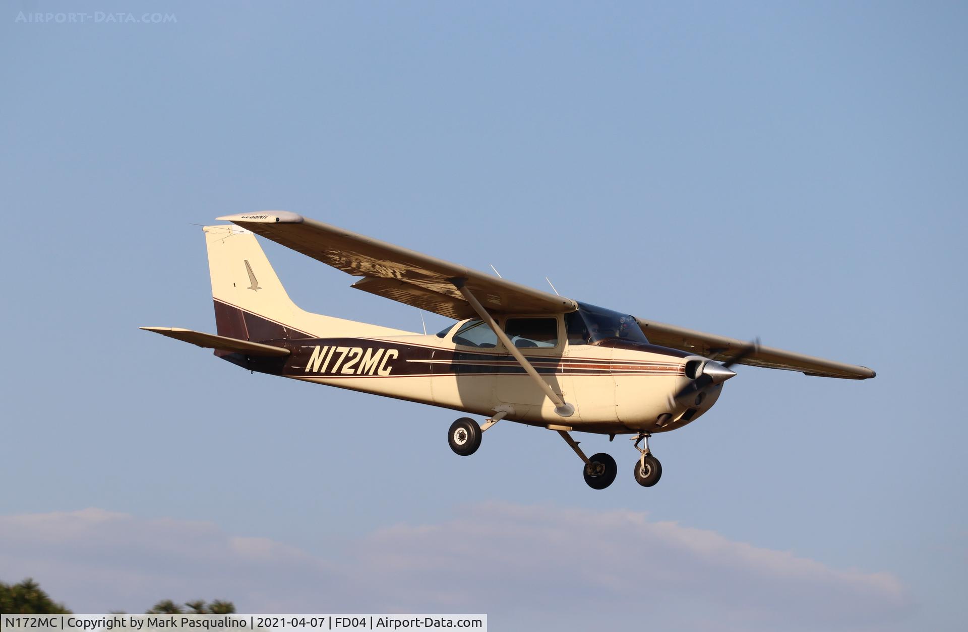 N172MC, 1975 Cessna 172M Skyhawk C/N 17265980, Cessna 172M