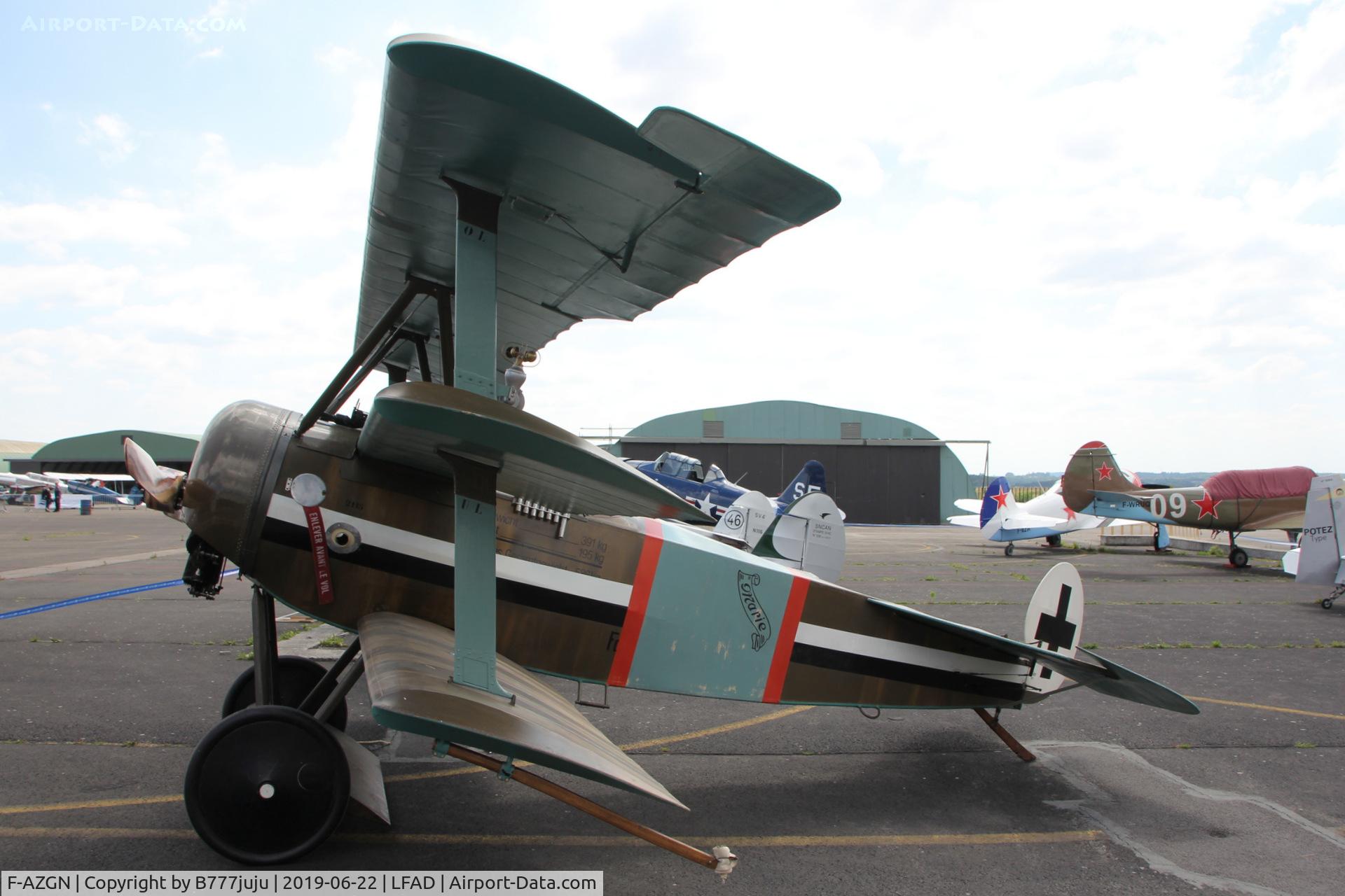 F-AZGN, Fokker Dr.1 Triplane Replica C/N MF-01, at Compiègne