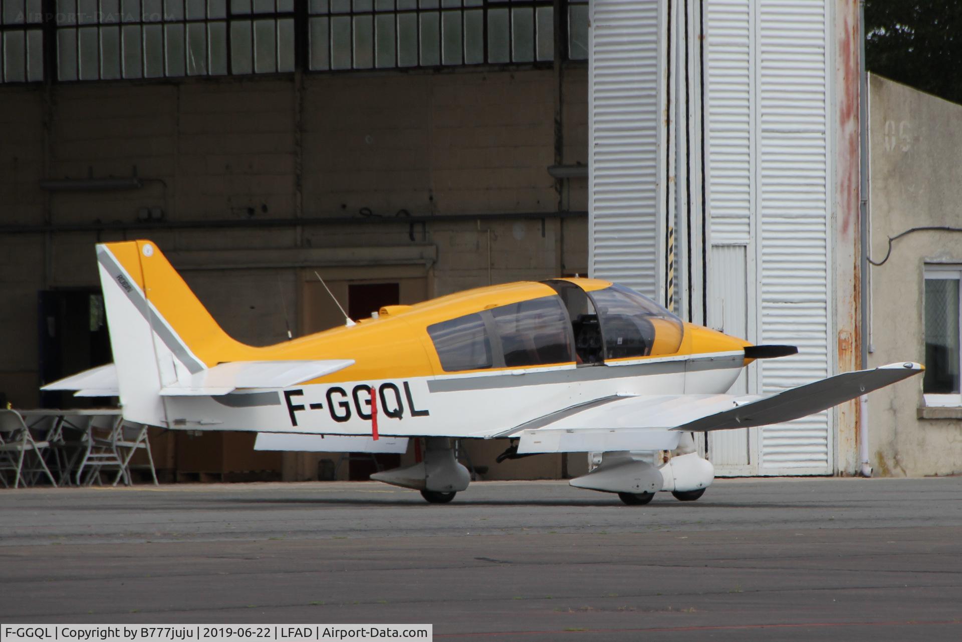 F-GGQL, Robin DR-400-120 C/N 1859, at Compiègne