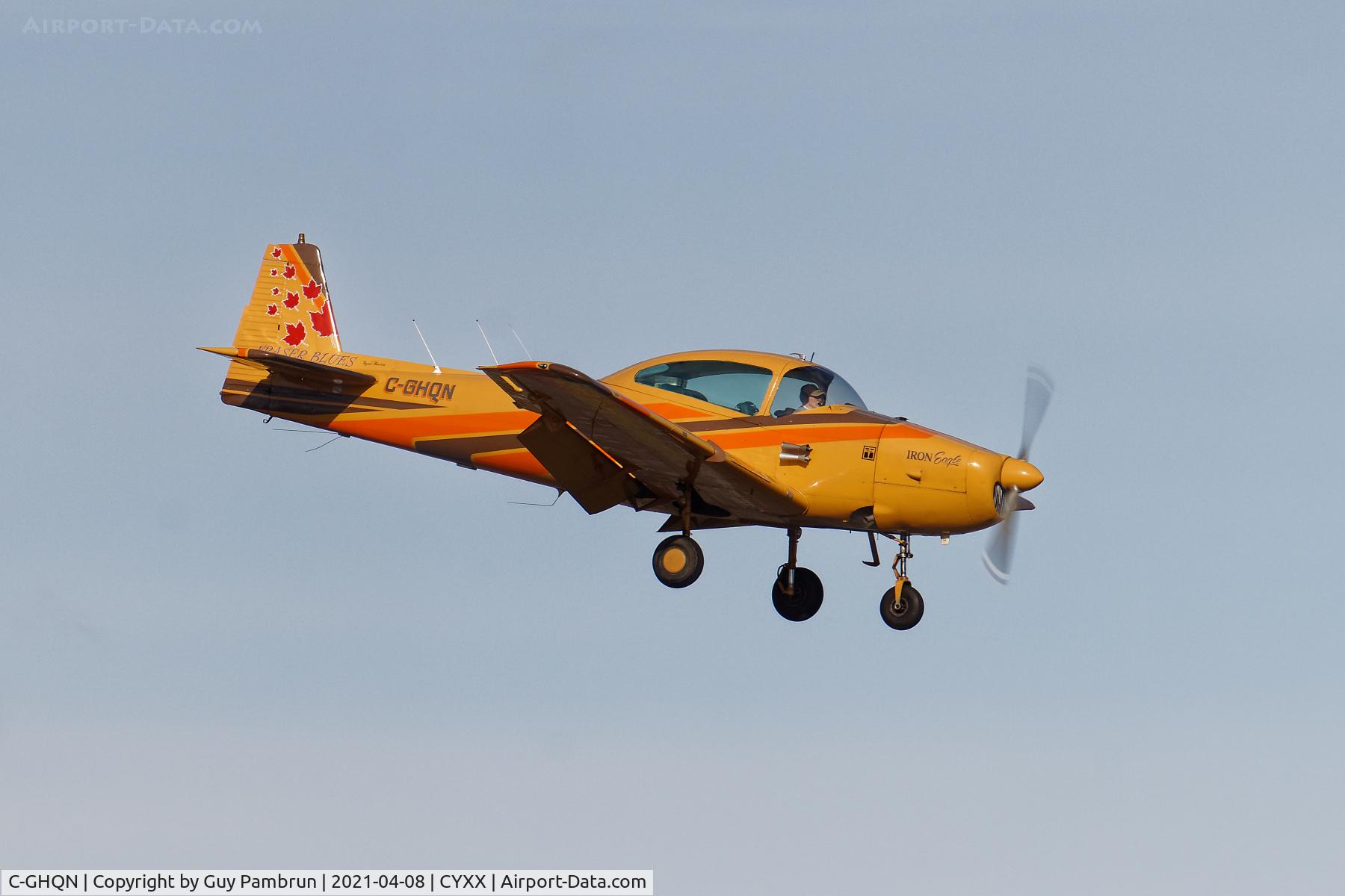 C-GHQN, 1948 Ryan Navion A C/N NAV-4-1524, Landing on 19