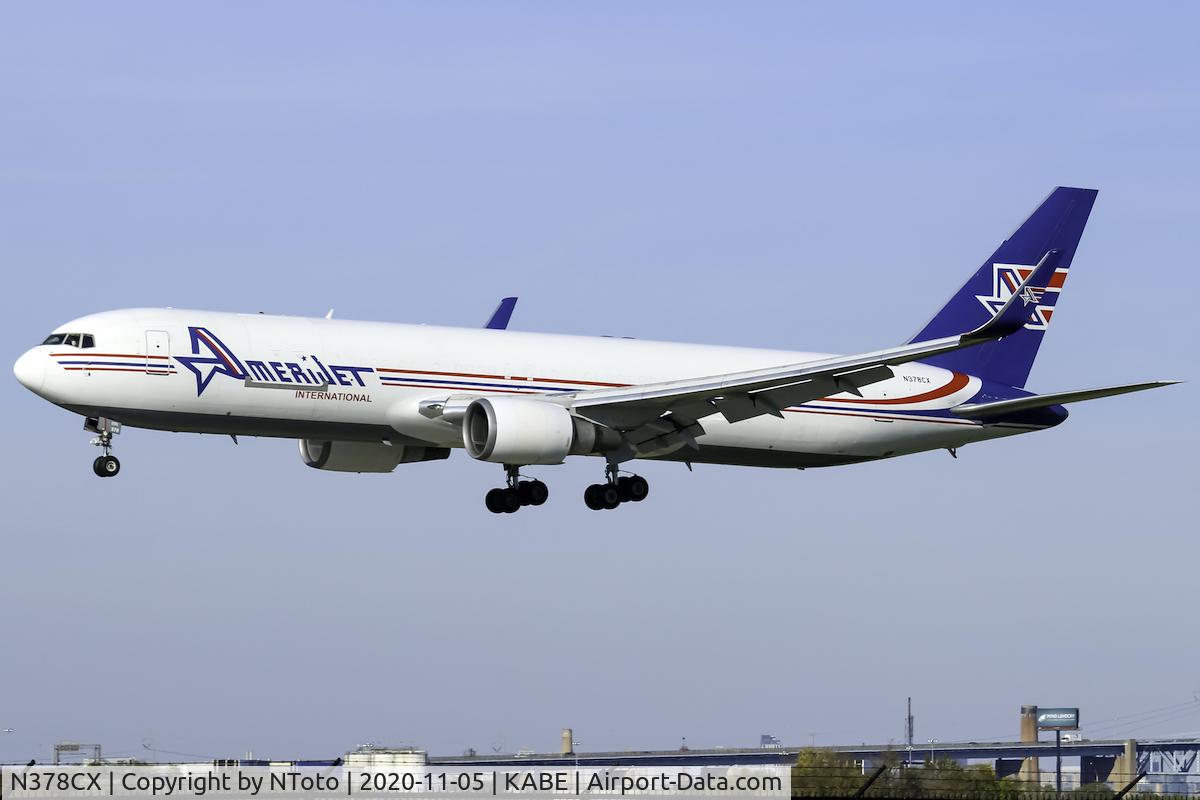 N378CX, 1994 Boeing 767-323 C/N 27184, Arriving on a nice sunny day.