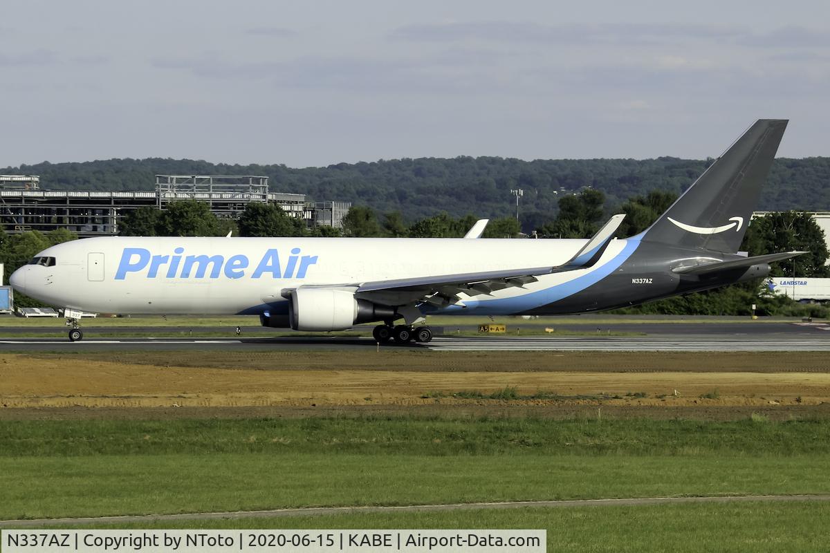 N337AZ, 1994 Boeing 767-323/ER C/N 27060, Plane