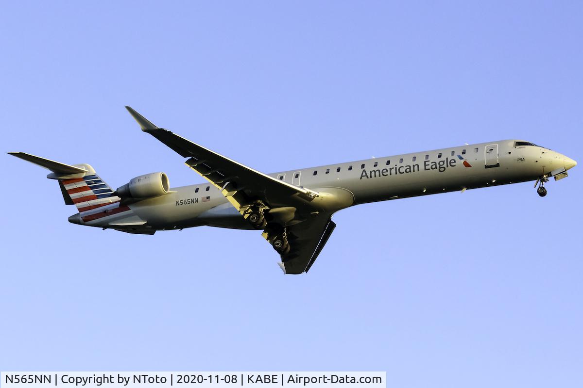 N565NN, 2015 Bombardier CRJ-900 (CL-600-2D24) C/N 15352, Plane