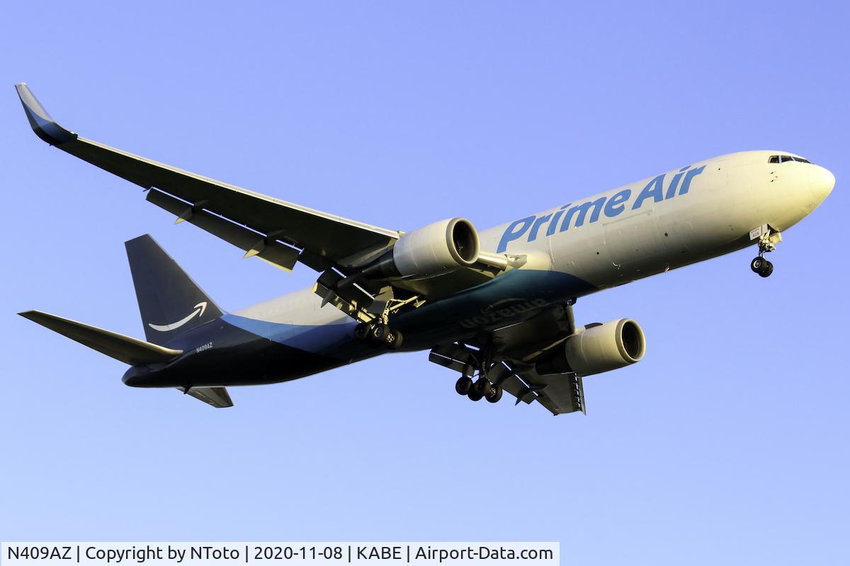 N409AZ, 1990 Boeing 767-3P6 C/N 24983, Plane