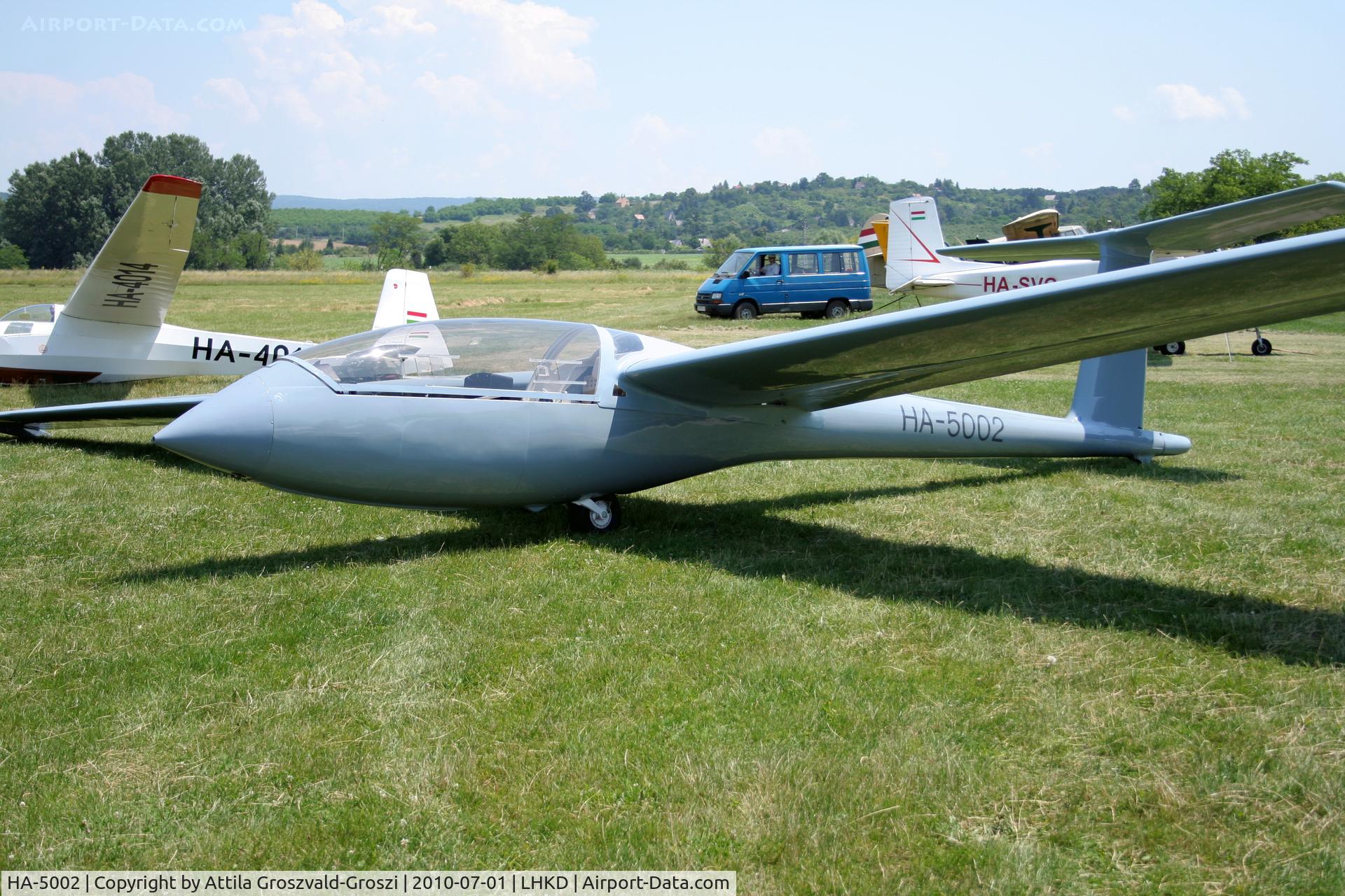 HA-5002, 1980 ICA-Brasov IS-28B2 C/N 244, LHKD - Kecskéd Airport, Hungary