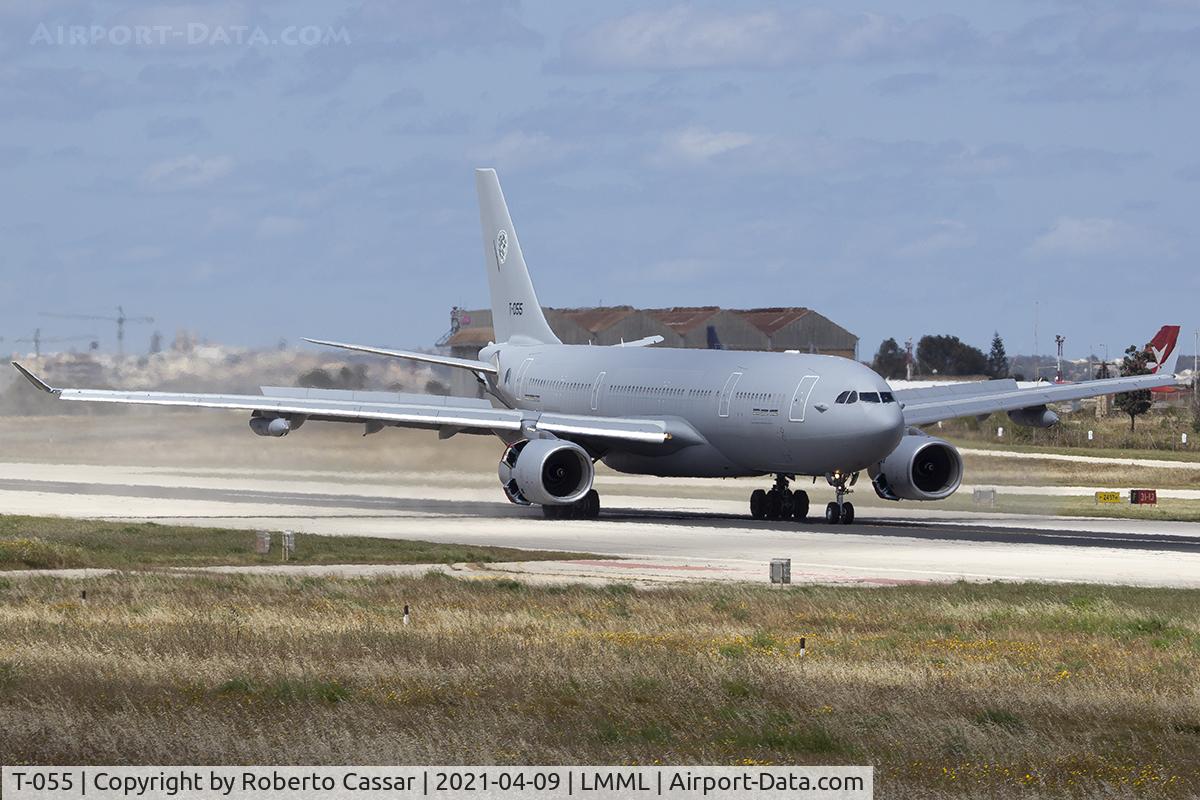 T-055, 2019 Airbus KC-30M (A330-243MRTT) C/N 1911, Runway 13