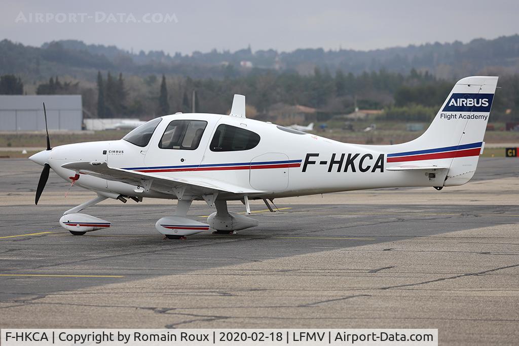 F-HKCA, 2012 Cirrus SR22 C/N 3862, Parked