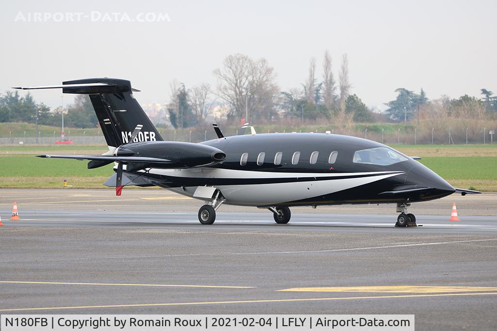 N180FB, 2003 Piaggio P-180 Avanti C/N 1069, Parked