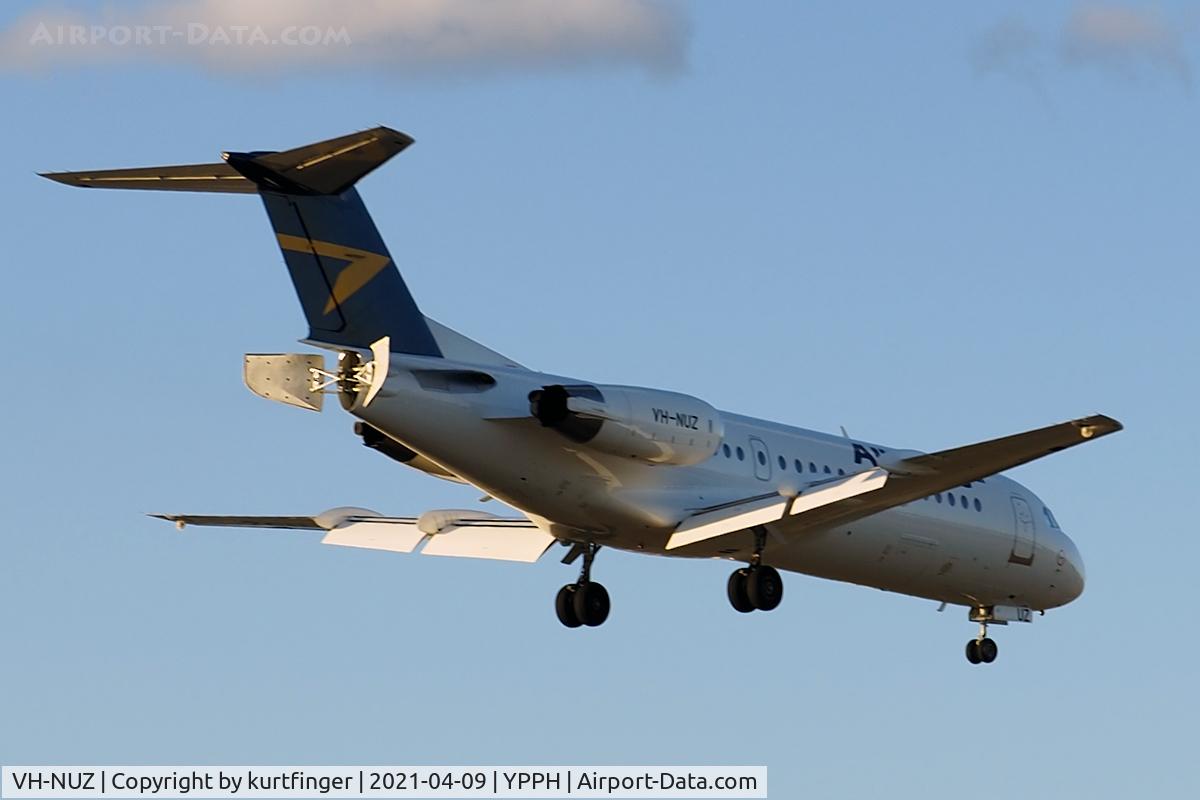 VH-NUZ, 1996 Fokker F28-0070 C/N 11586, Fokker 70 cn 11568. Alliance Airlines VH-NUZ rwy 06 YPPH 09 April 2021