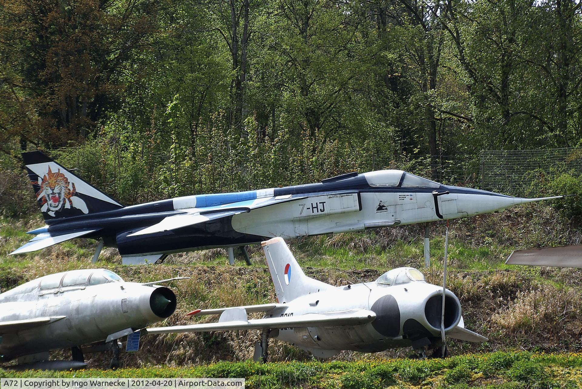 A72, Sepecat Jaguar A C/N A72, SEPECAT Jaguar A at the Musee de l'Aviation du Chateau, Savigny-les-Beaune
