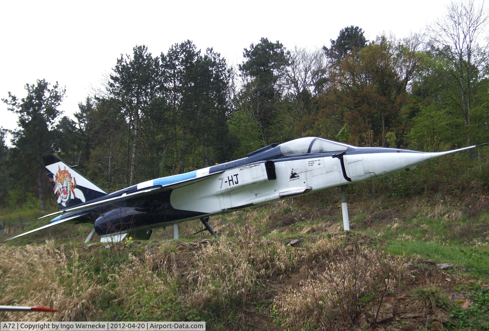 A72, Sepecat Jaguar A C/N A72, SEPECAT Jaguar A at the Musee de l'Aviation du Chateau, Savigny-les-Beaune