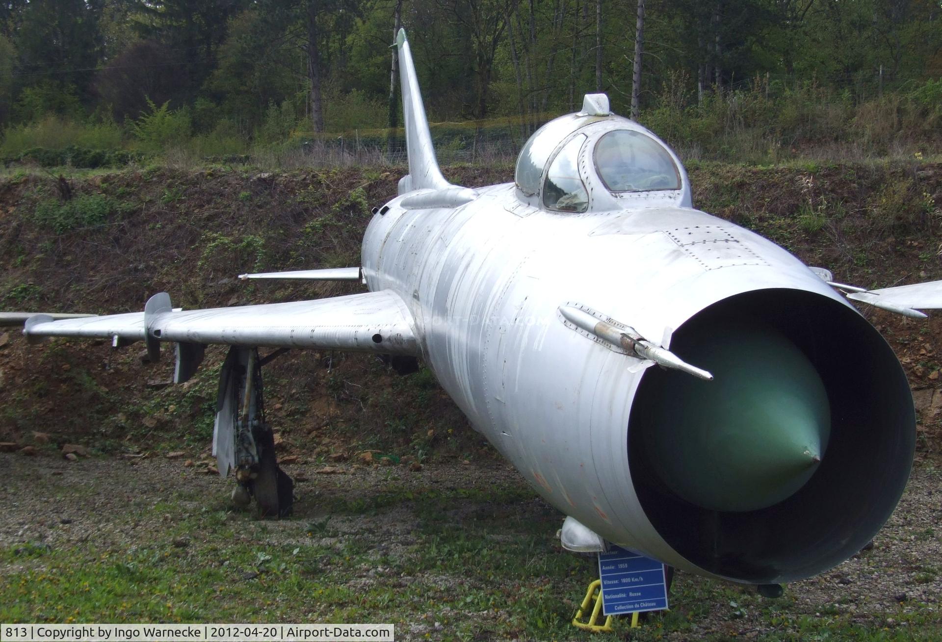 813, Sukhoi Su-7BKL C/N 7813, Sukhoi Su-7BKL FITTER-A at the Musee de l'Aviation du Chateau, Savigny-les-Beaune