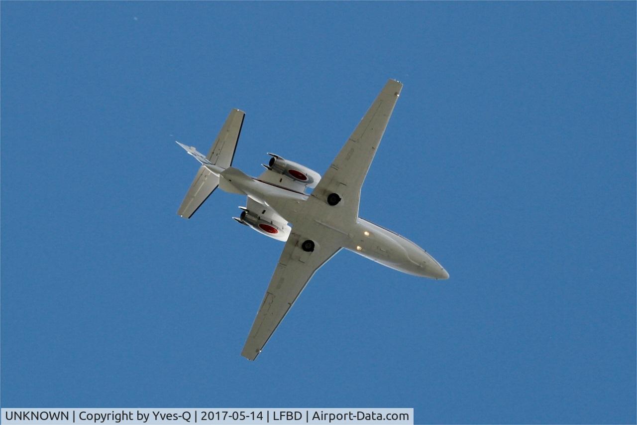 UNKNOWN, Miscellaneous Various C/N unknown, Climbing from rwy 05, Bordeaux-Mérignac airport (LFBD-BOD)