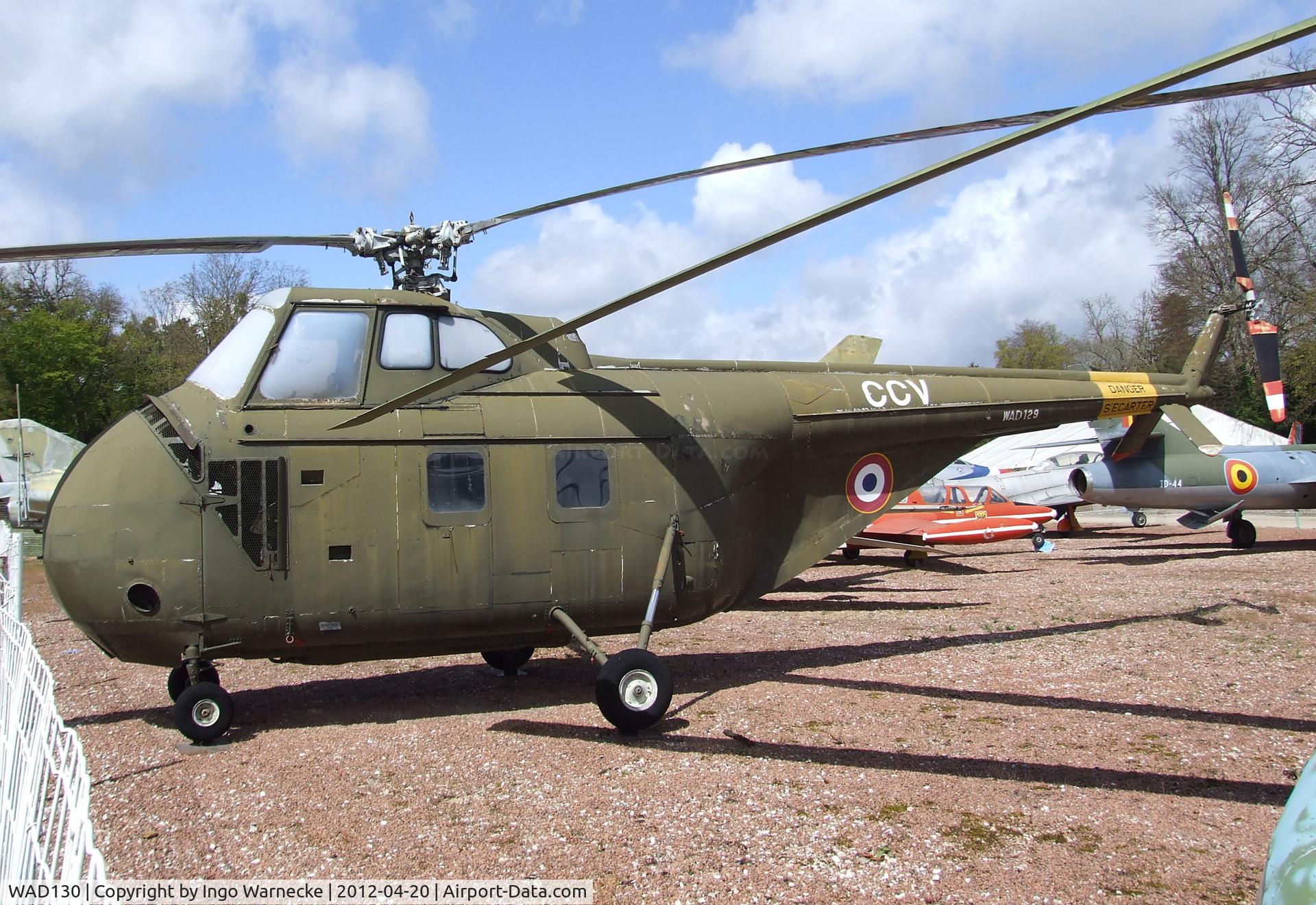 WAD130, Westland S.55 Whirlwind Srs 2 C/N WA138, Westland WS-55 Whirlwind (displayed as 'WAD129') at the Musee de l'Aviation du Chateau, Savigny-les-Beaune