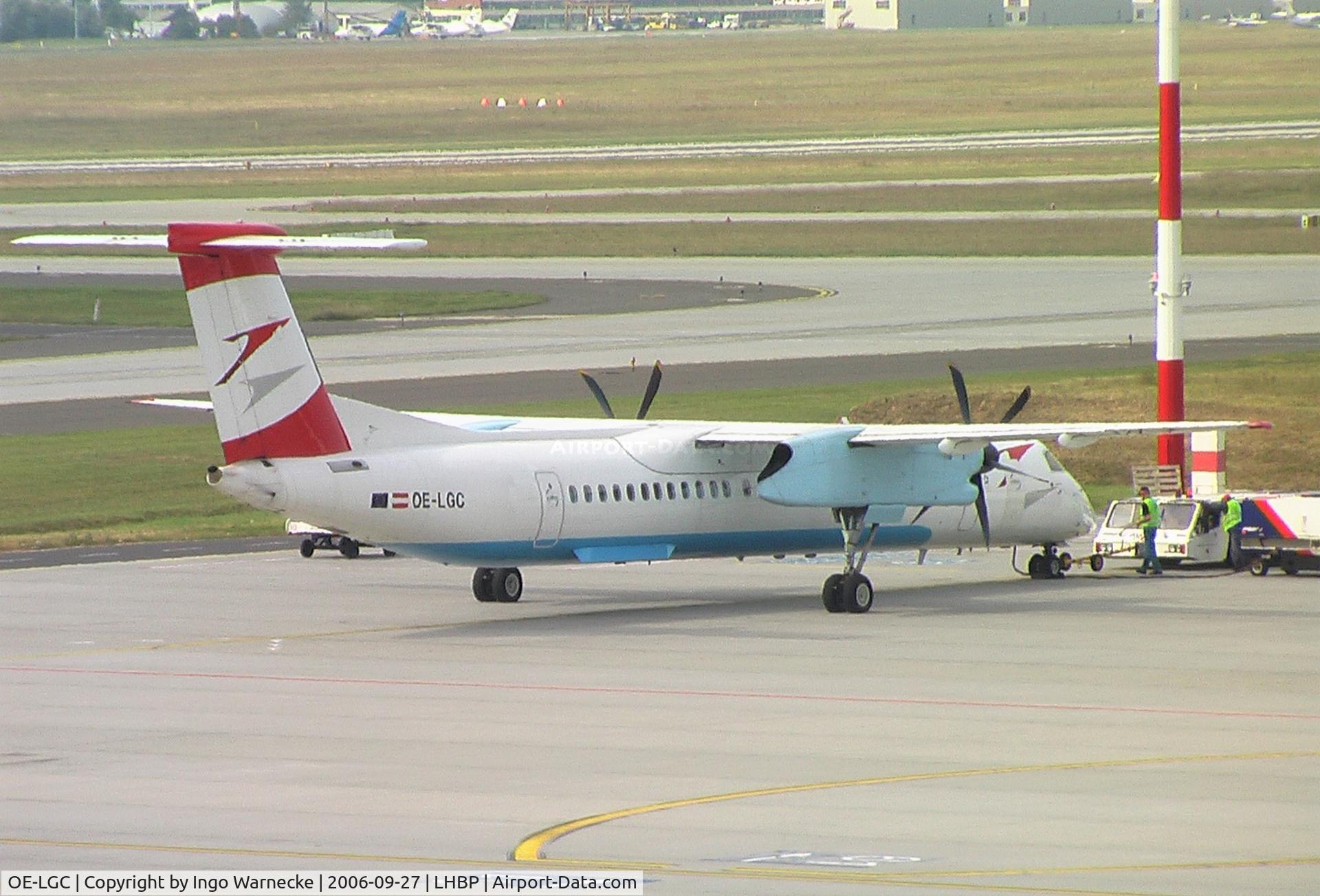 OE-LGC, 2000 De Havilland Canada DHC-8-402Q Dash 8 C/N 4026, De Havilland Canada DHC-8-402Q (Dash 8) of Austrian Airlines at Ferihegy airport, Budapest