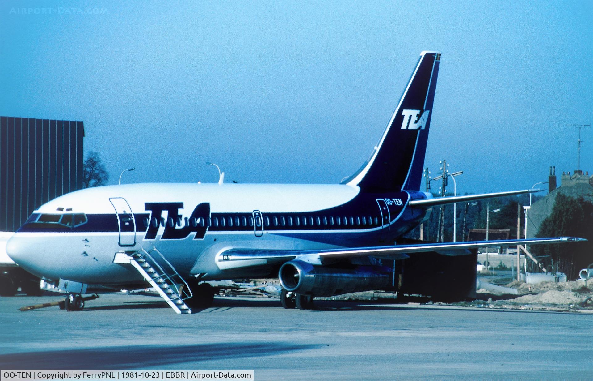 OO-TEN, 1980 Boeing 737-2M8 C/N 21955, TEA B732 parked