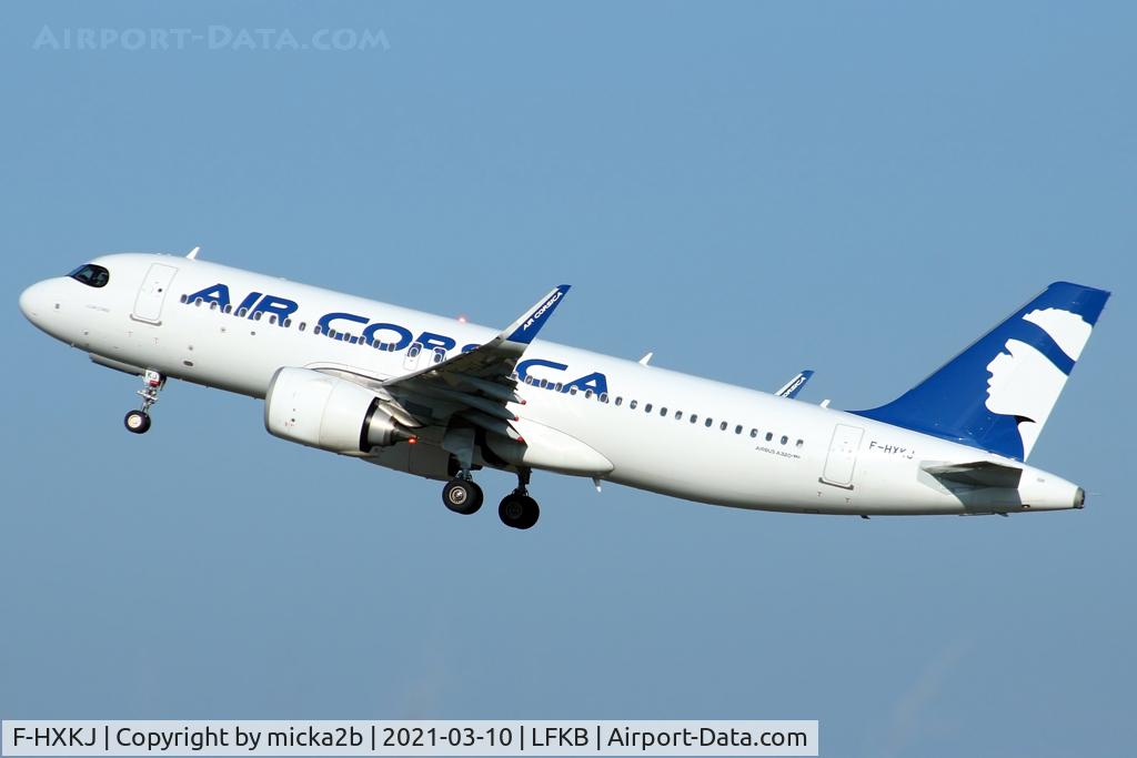 F-HXKJ, 2019 Airbus A320-252N C/N 9392, Take off
