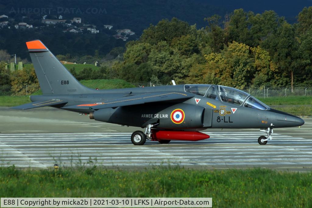 E88, Dassault-Dornier Alpha Jet E C/N E88, Now 8-LL, Ready to Take off