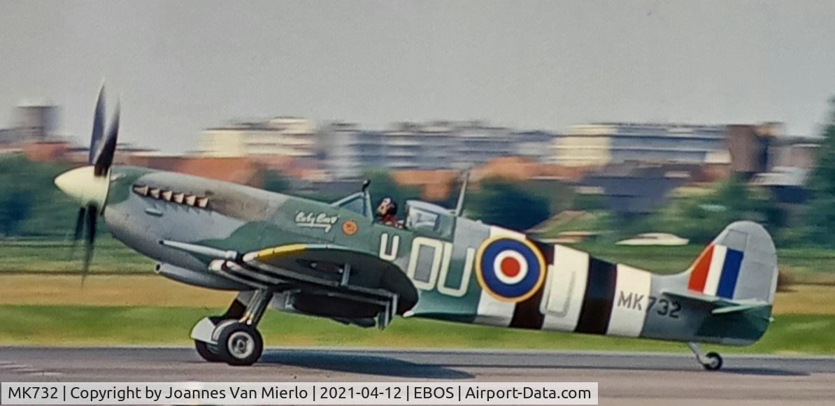 MK732, 1943 Supermarine 361 Spitfire LF.IXc C/N CBAF.IX.1732, scan from slide