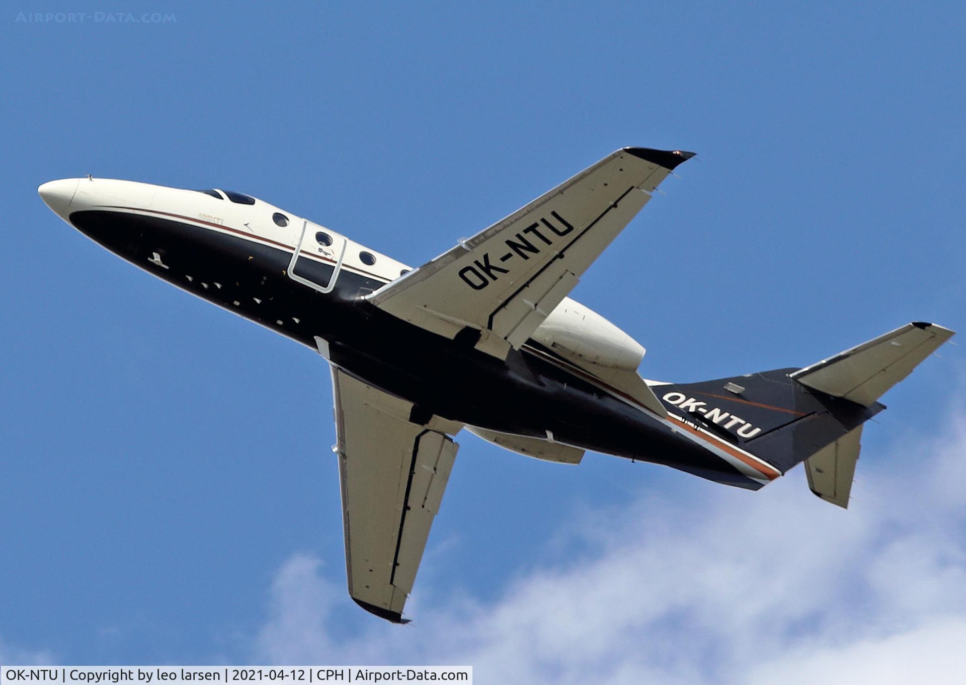 OK-NTU, 2001 Raytheon Beechjet 400A/Nextant N400XT C/N RK-317, Copenhagen 12.4.2021 T/O R-22R