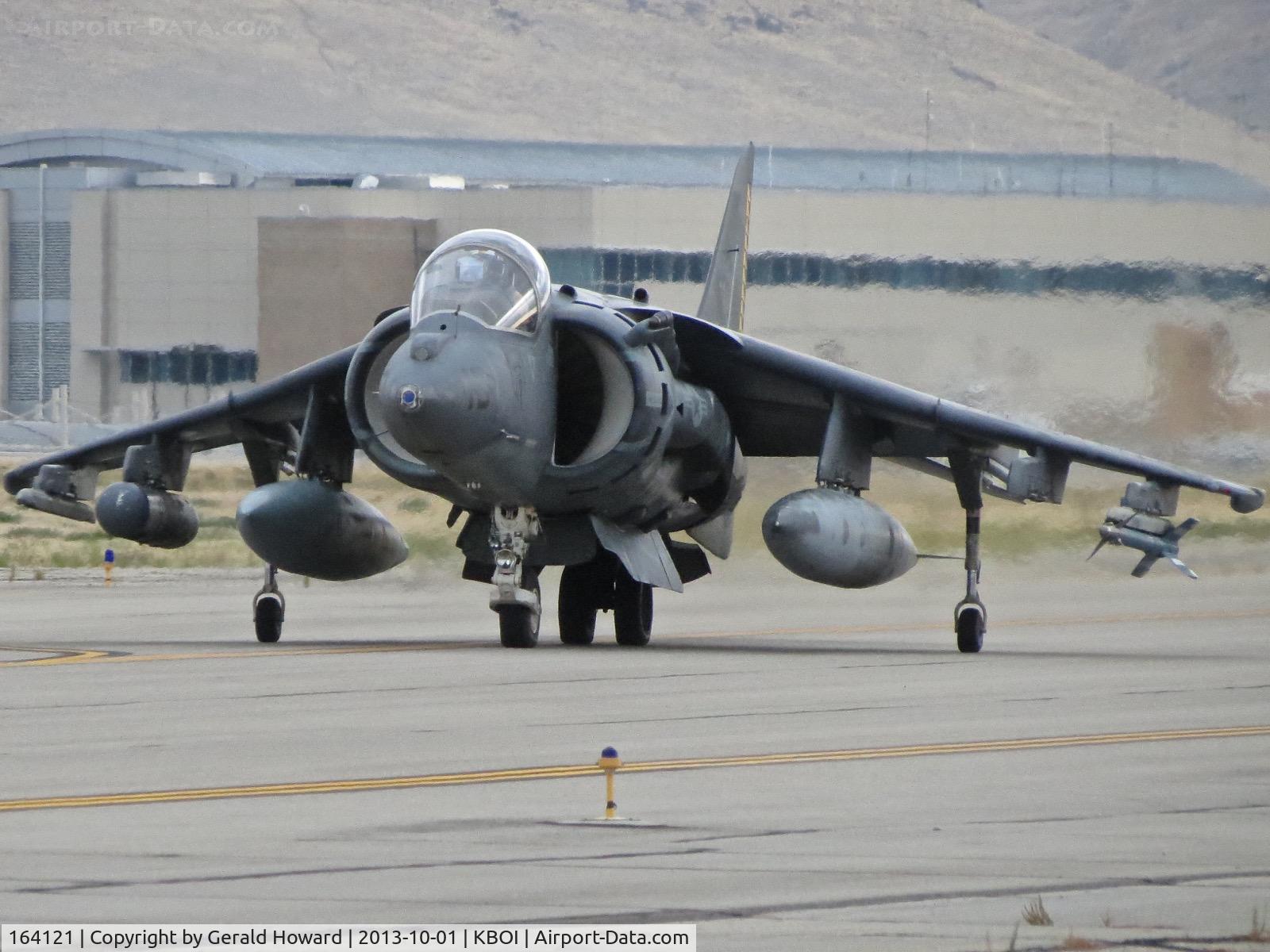164121, McDonnell Douglas AV-8B Harrier II C/N 198, Taxiing on Foxtrot.