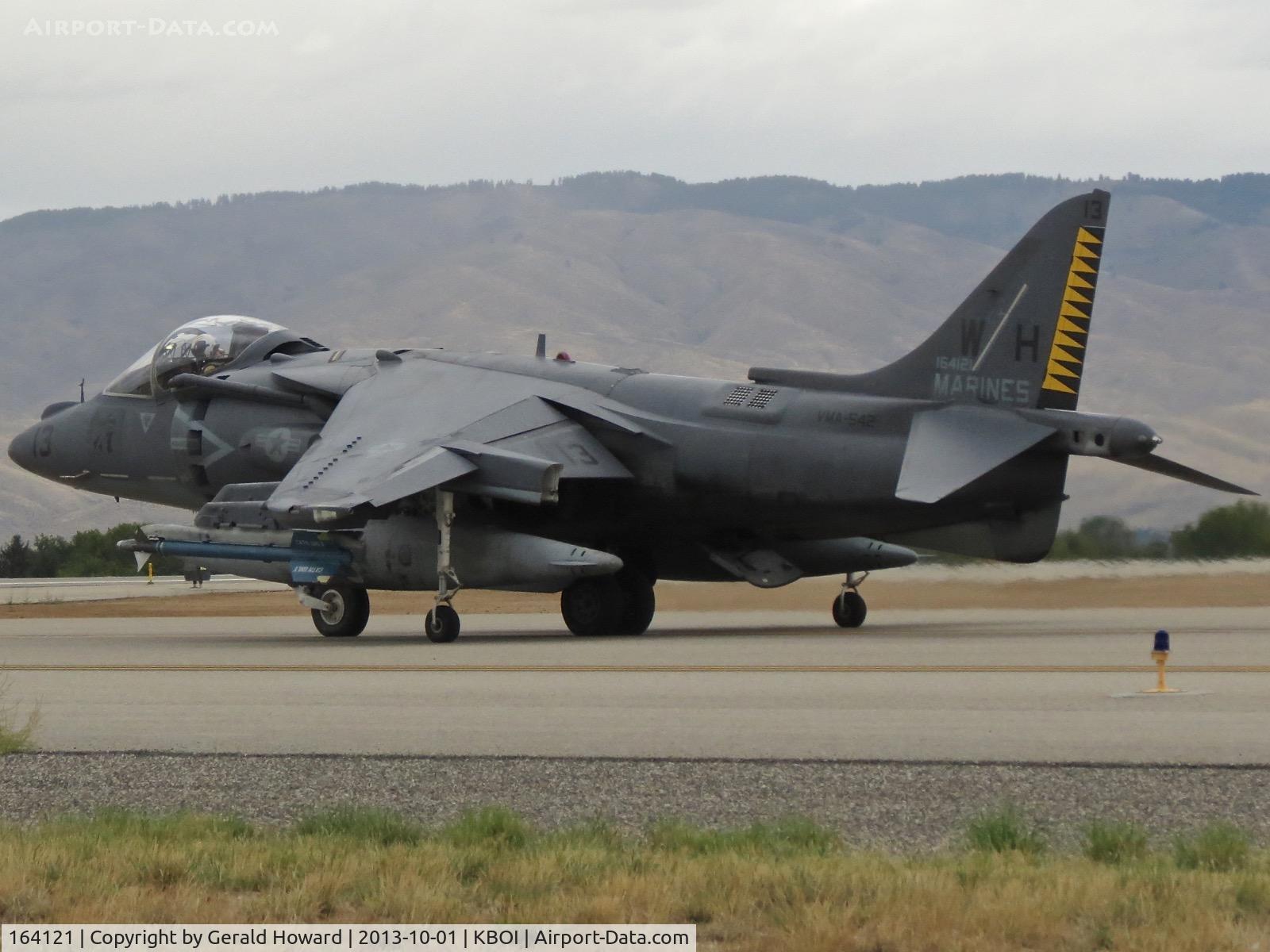 164121, McDonnell Douglas AV-8B Harrier II C/N 198, Taxiing on Foxtrot.