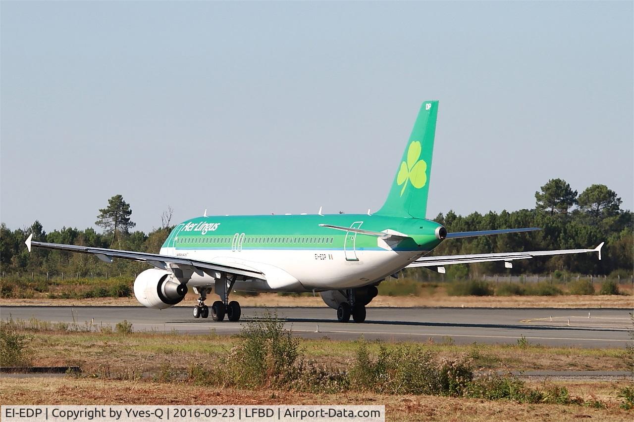 EI-EDP, 2009 Airbus A320-216 C/N 3781, Airbus A320-216, Lining up rwy 05, Bordeaux Mérignac airport (LFBD-BOD)