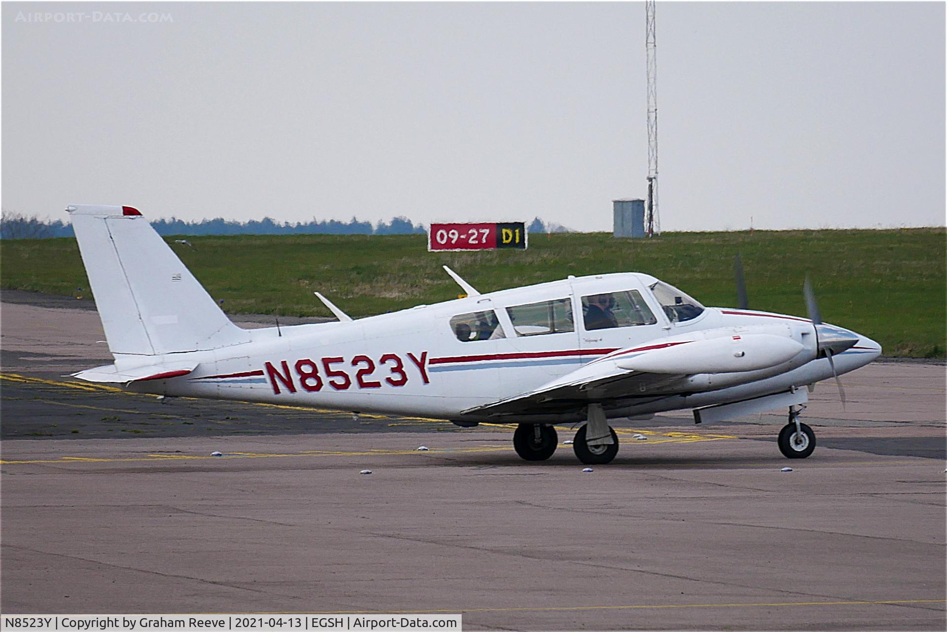 N8523Y, 1968 Piper PA-30-160 Twin Comanche Twin Comanche C/N 30-1684, Departing from Norwich.