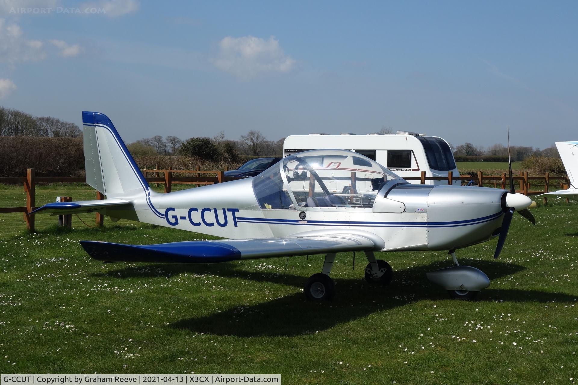 G-CCUT, 2004 Aerotechnik EV-97 Eurostar C/N PFA 315-14191, Parked at Northrepps.