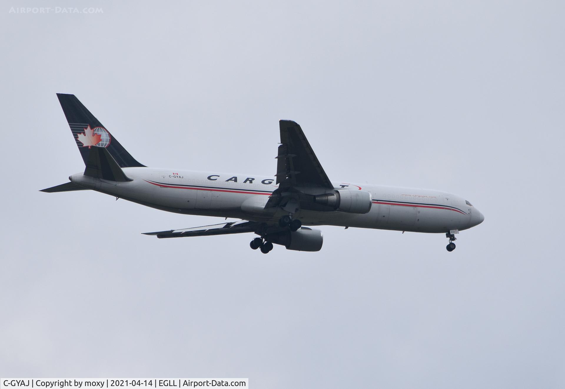 C-GYAJ, 1992 Boeing 767-35E/ER C/N 26064, Boeing 767-35E/ER on finals to 9R London Heathrow.