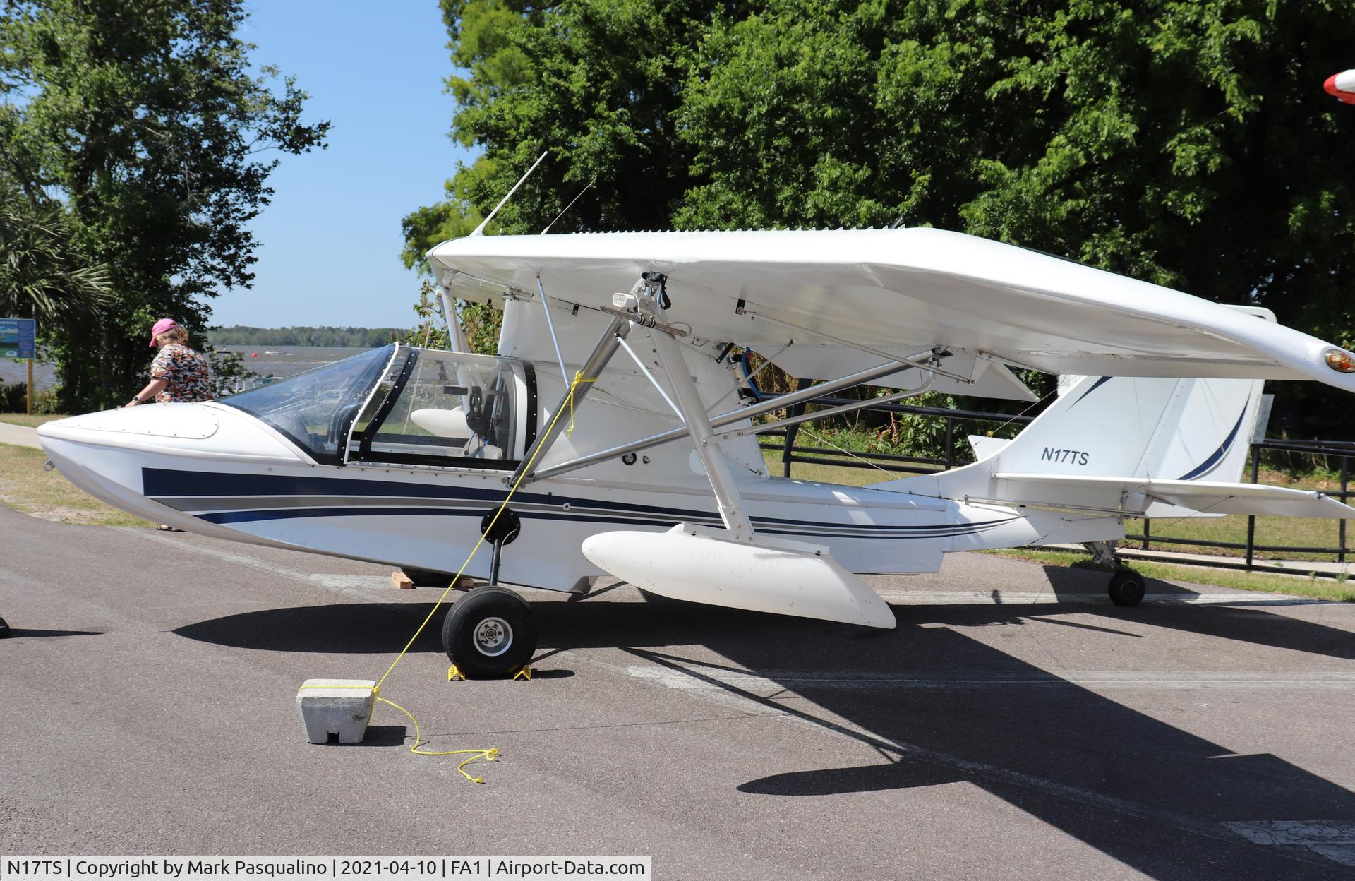 N17TS, 2013 Progressive Aerodyne Searey LSX C/N 1LK539C, Searey LSX
