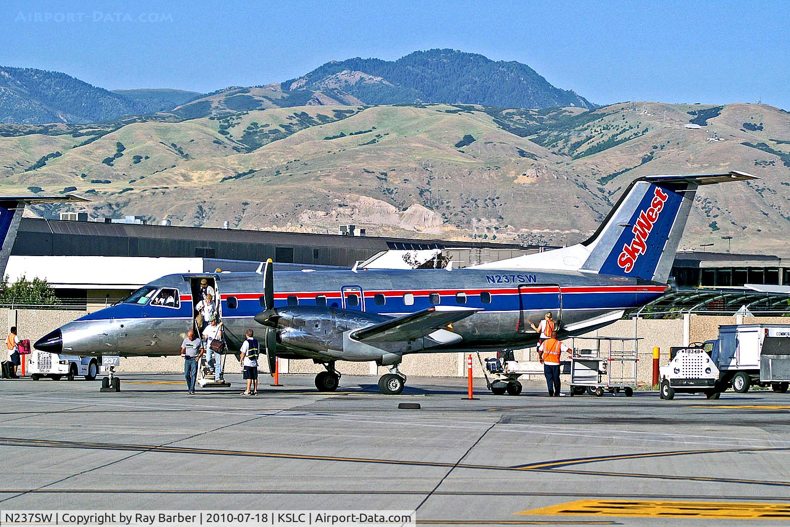 N237SW, 1996 Embraer EMB-120ER Brasilia C/N 120314, N237SW   Embraer EMB-120ER Brasilia [120314] (Skywest Airlines) Salt Lake City Int'l~N 18/07/2010