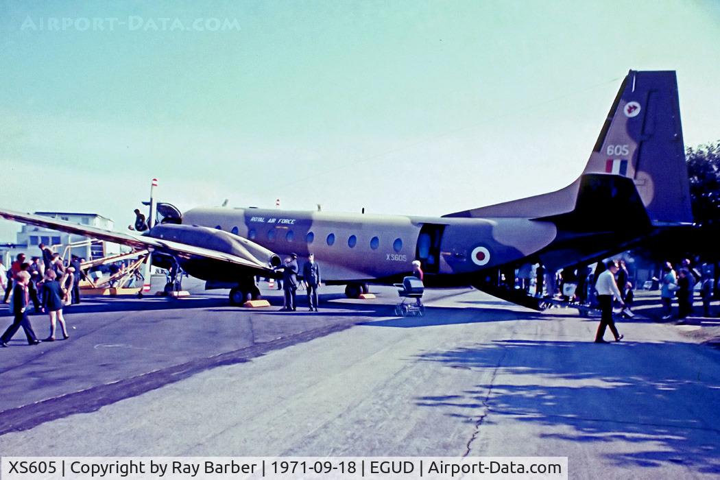XS605, 1966 Hawker Siddeley HS-780 Andover C1 C/N Set 12, XS605   Hawker Siddeley Andover C.1 [Set 12] (Royal Air Force) RAF Abingdon~G 18/09/1971