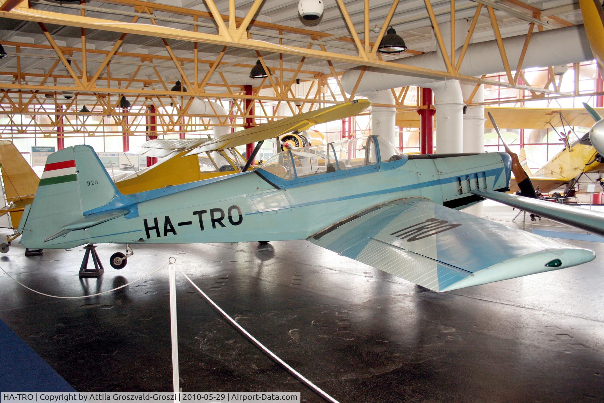 HA-TRO, 1963 Zlin Z-326 Trener Master C/N 829, Budapest is a traffic museum, a Petöfi hall. Hungary