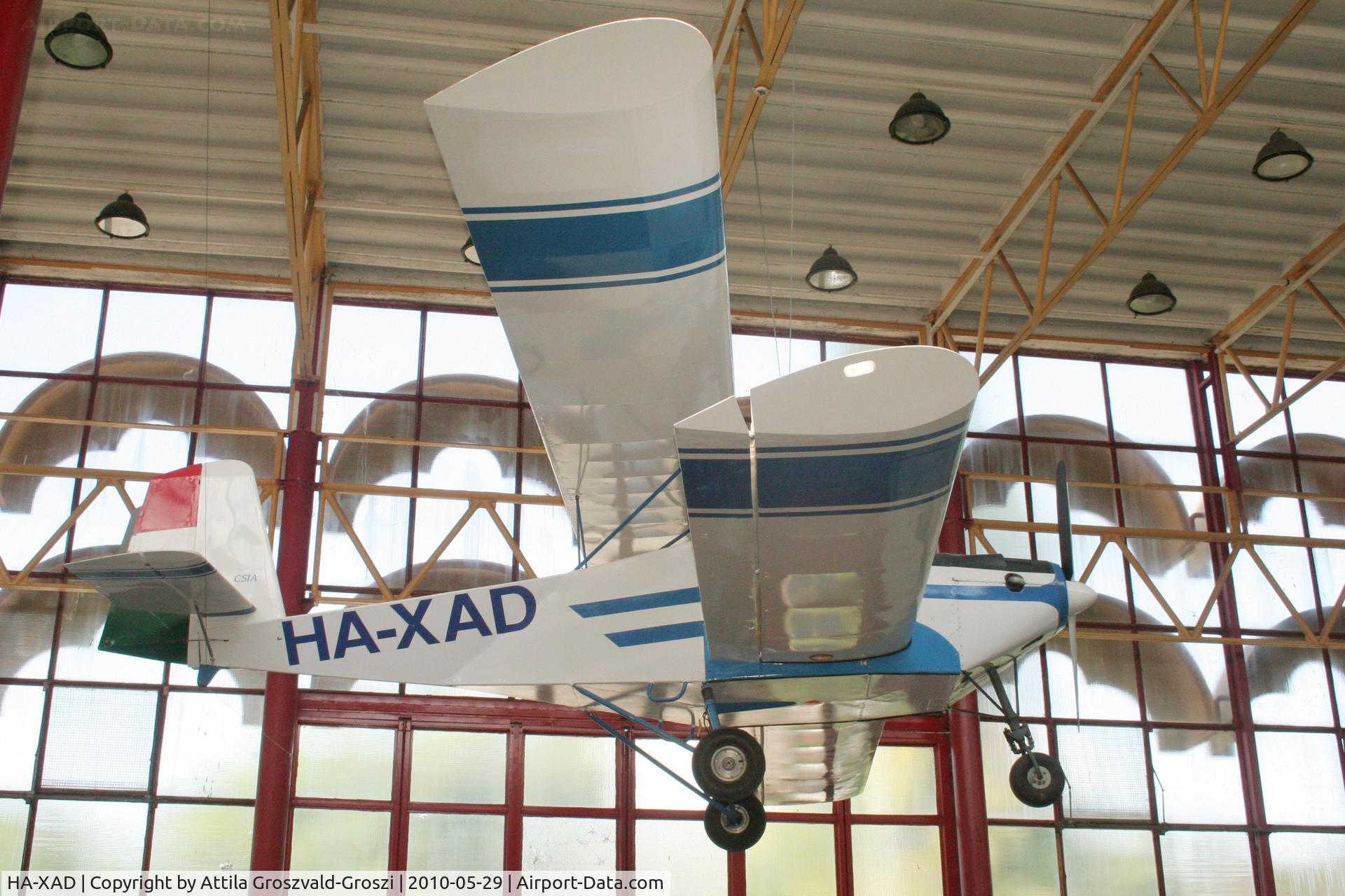 HA-XAD, 1986 Ganzavia KPS-03 A-01 C/N 01/1986, Budapest is a traffic museum, a Petöfi hall. Hungary