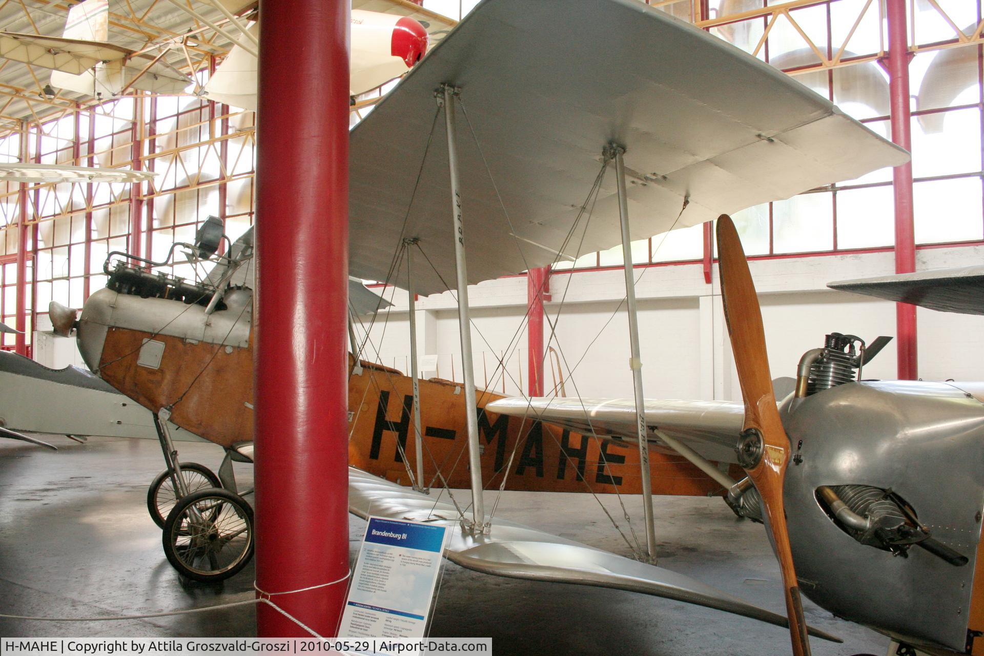 H-MAHE, 1926 REGJÜ Brandenburg BI, Budapest is a traffic museum, a Petöfi hall. Hungary