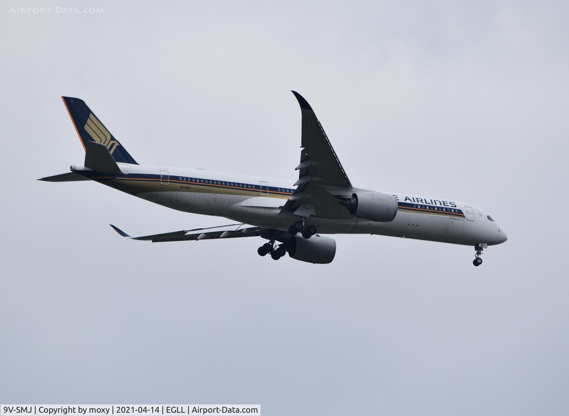 9V-SMJ, 2016 Airbus A350-941 C/N 081, Airbus A350-941 on finals to 9R London Heathrow.