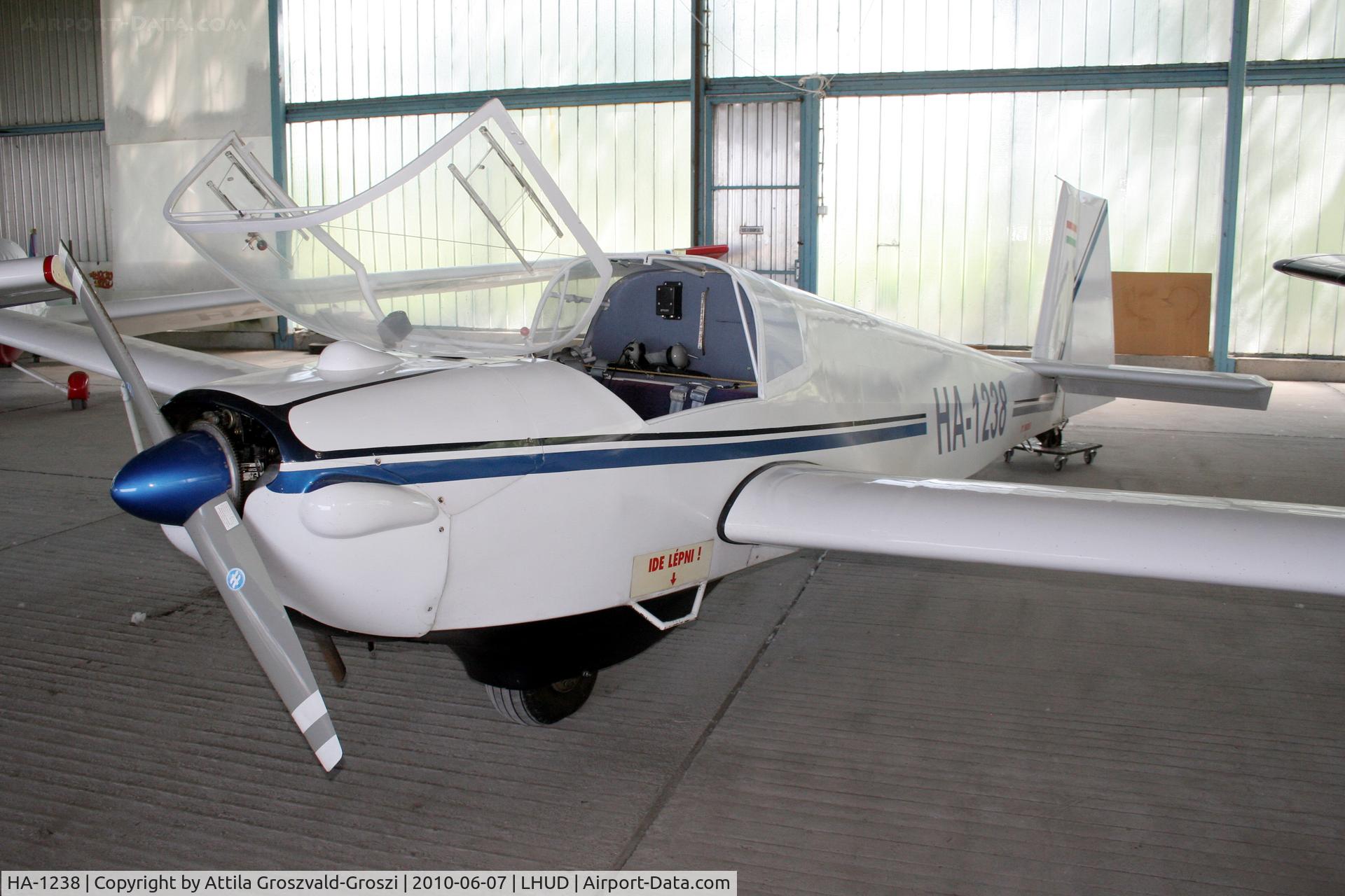 HA-1238, 1972 Scheibe SF-25C Falke C/N 4218, LHUD - Szeged Airport, Hungary